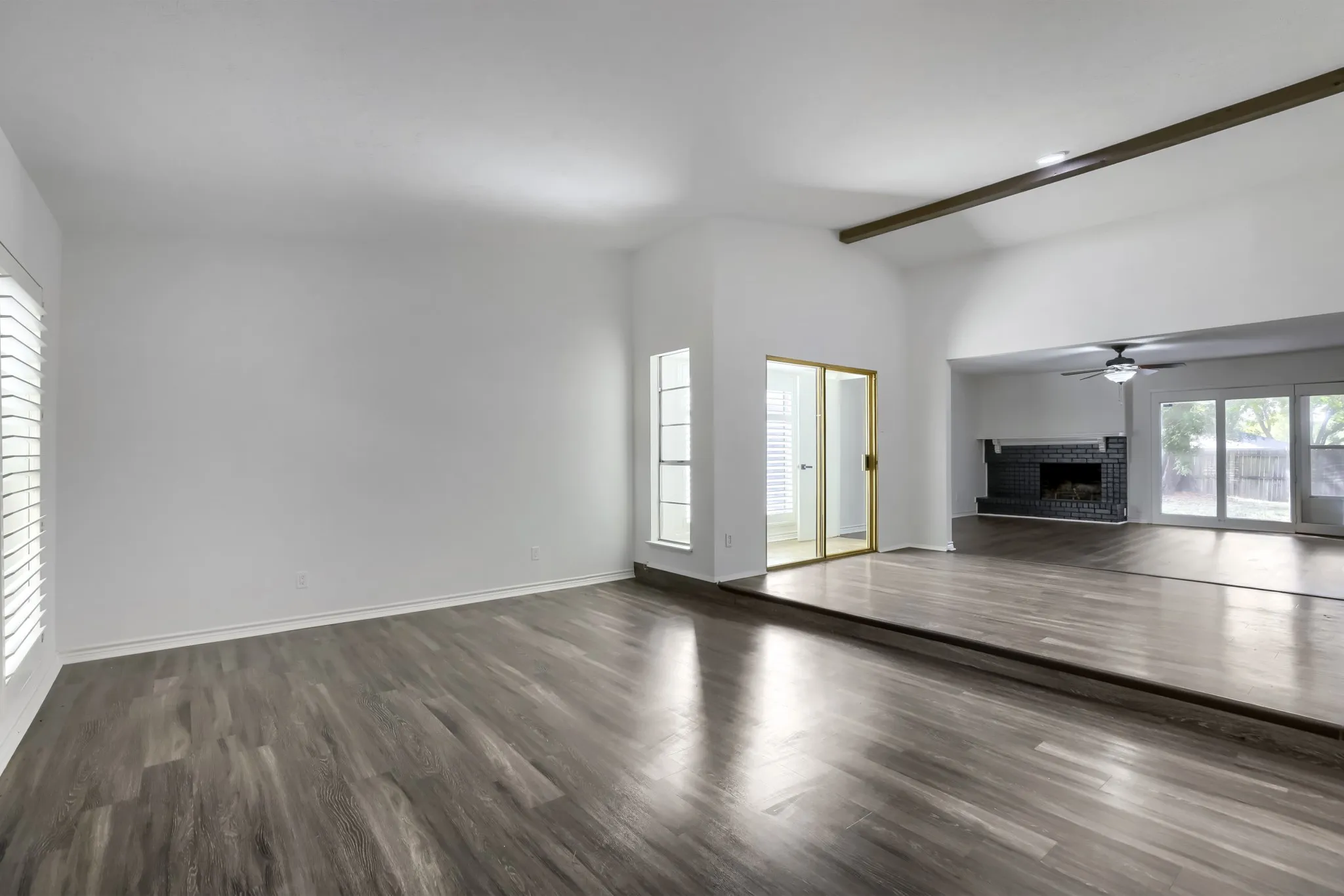 Single Family Residence For Sale in Dallas County , 11026 Mccree Road, Dallas, Texas 75238, 4 Bedroom, 2 Bathroom, 2 Garage spaces, 2,096 Sqft, built in 1974, mls#21203382, Real Estate Agent in Dallas, Homes For Sale in Dallas county, Homes For Sale in Dallas, Realtor in Dallas Texas, Real Estate Brokerage Independent Realty Texas, Luminita Cordes Realtor