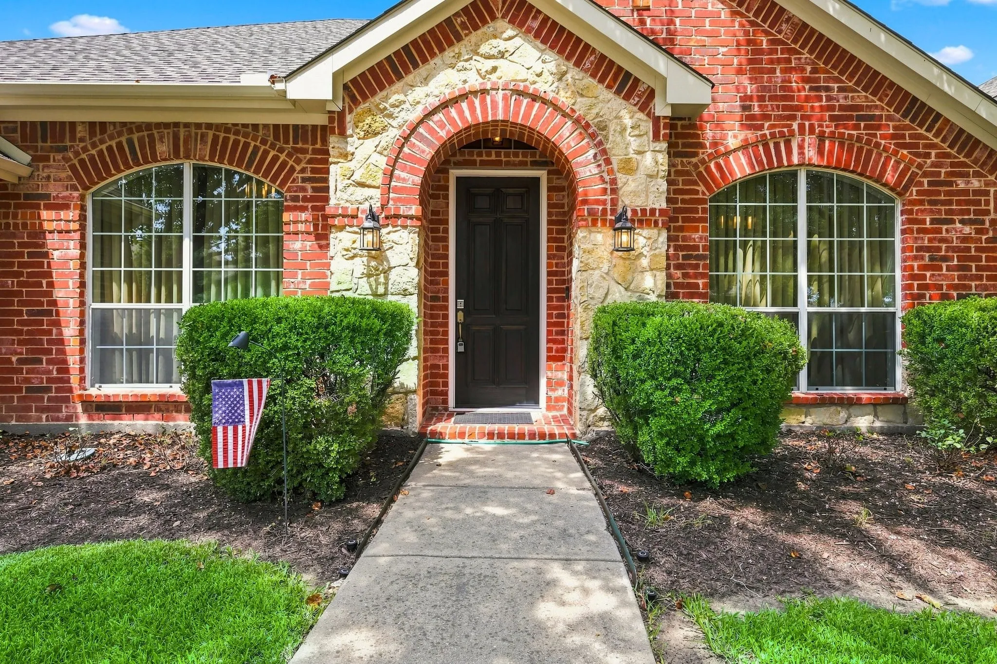 Single Family Residence For Sale in Collin County , 423 Fox Trail, Allen, Texas 75002, 4 Bedroom, 2 Bathroom, 2 Garage spaces, 2,379 Sqft, built in 2003, mls#21372032, Real Estate Agent in Allen, Homes For Sale in Collin county, Homes For Sale in Allen, Realtor in Allen Texas, Real Estate Brokerage Independent Realty Texas, Luminita Cordes Realtor