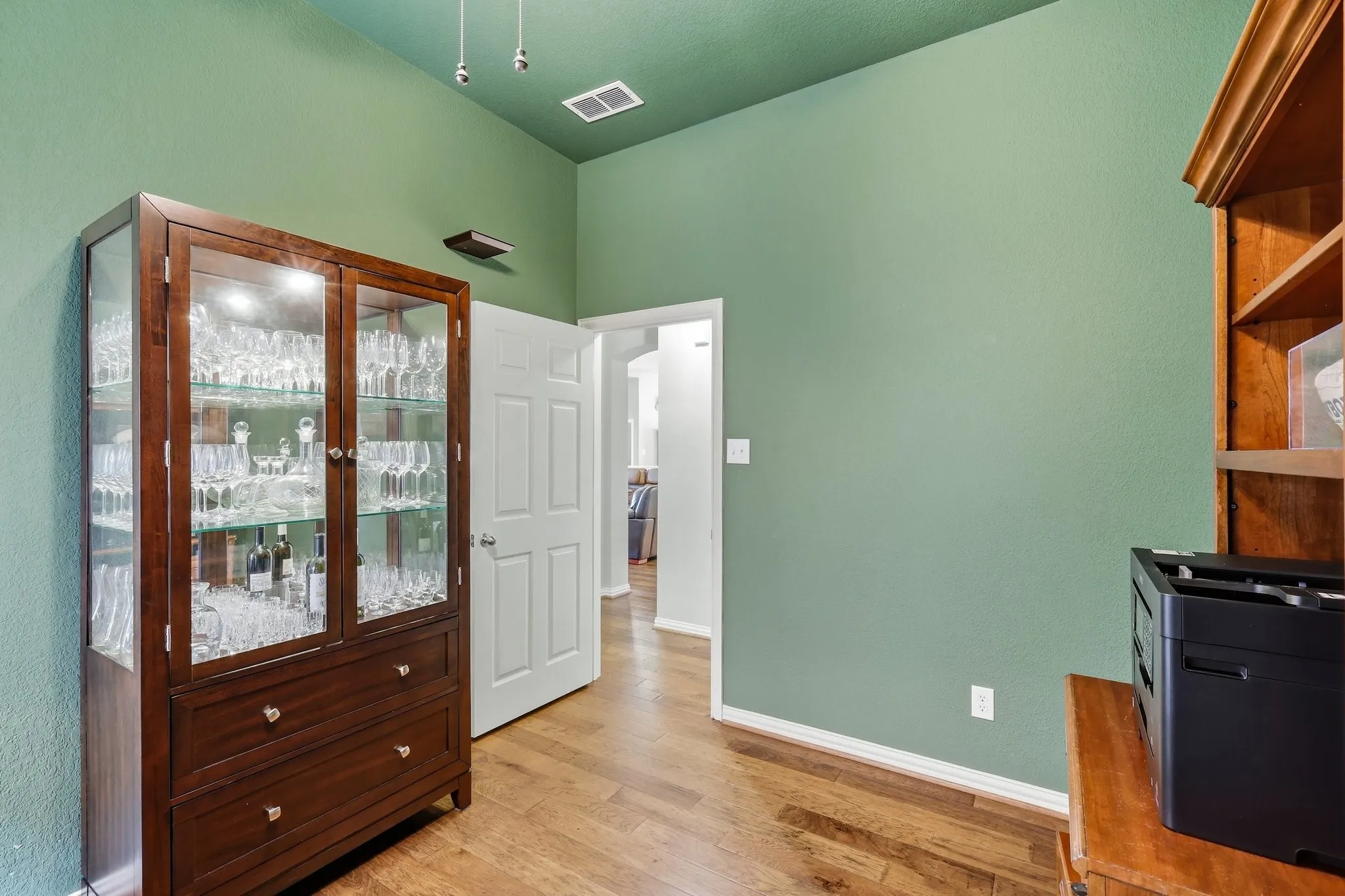 Single Family Residence For Sale in Collin County , 423 Fox Trail, Allen, Texas 75002, 4 Bedroom, 2 Bathroom, 2 Garage spaces, 2,379 Sqft, built in 2003, mls#21372032, Real Estate Agent in Allen, Homes For Sale in Collin county, Homes For Sale in Allen, Realtor in Allen Texas, Real Estate Brokerage Independent Realty Texas, Luminita Cordes Realtor