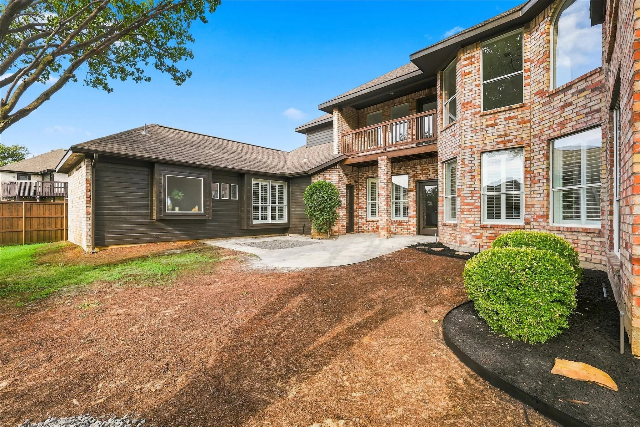 Single Family Residence For Sale in Denton County , 1072 Cornell Drive, Carrollton, Texas 75007, 3 Bedroom, 3 Bathroom, 2 Garage spaces, 2,309 Sqft, built in 1997, mls#21372076, Real Estate Agent in Carrollton, Homes For Sale in Denton county, Homes For Sale in Carrollton, Realtor in Carrollton Texas, Real Estate Brokerage Independent Realty Texas, Luminita Cordes Realtor