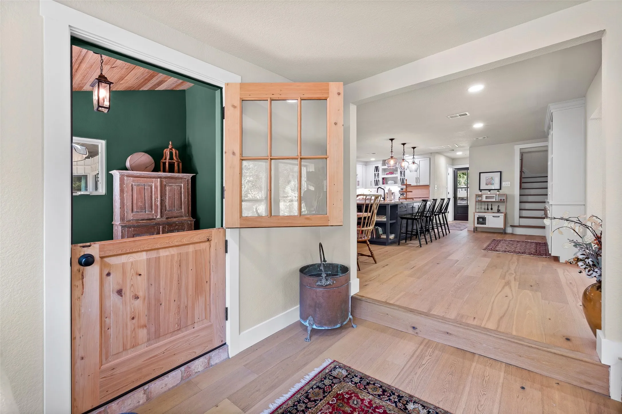 A look towards the split door that leads to the entry.