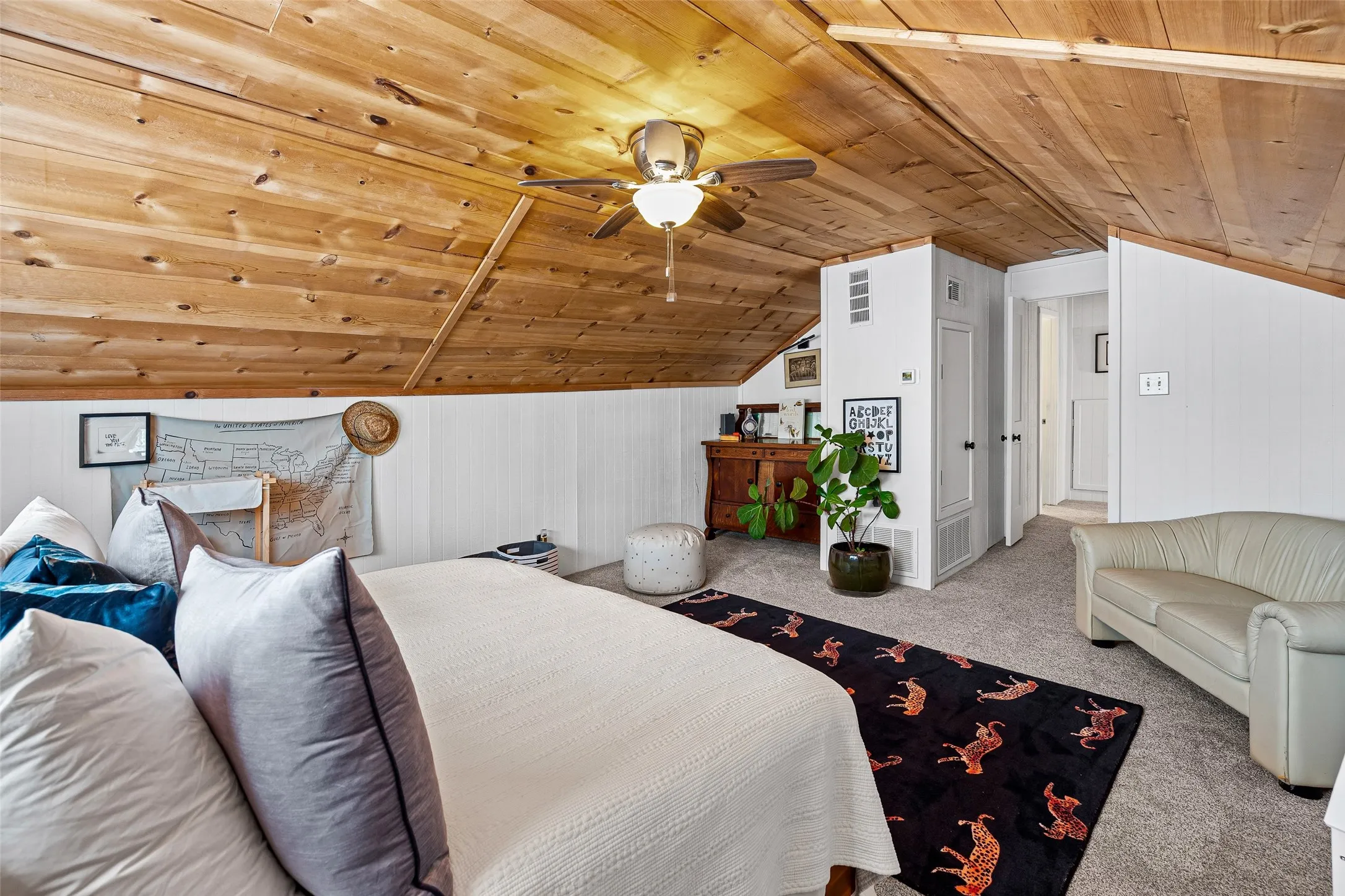 Play room, guest room, you name it!