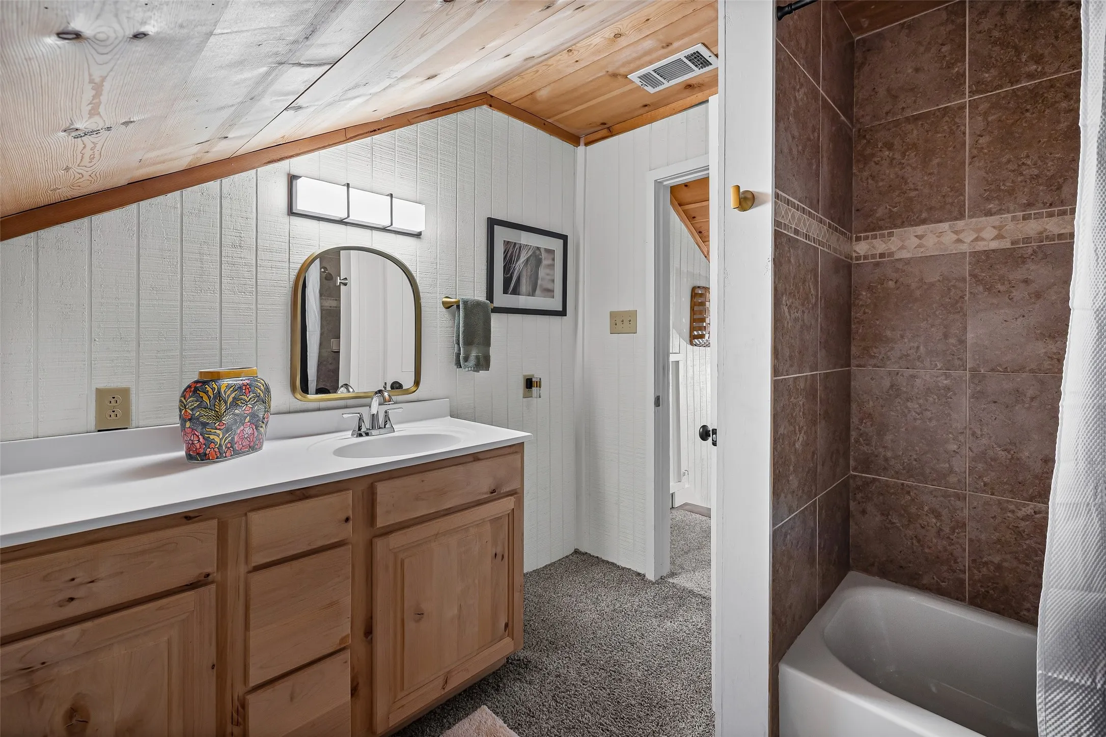 A full bath is perfect in the upstairs loft, a true getaway for your guests!