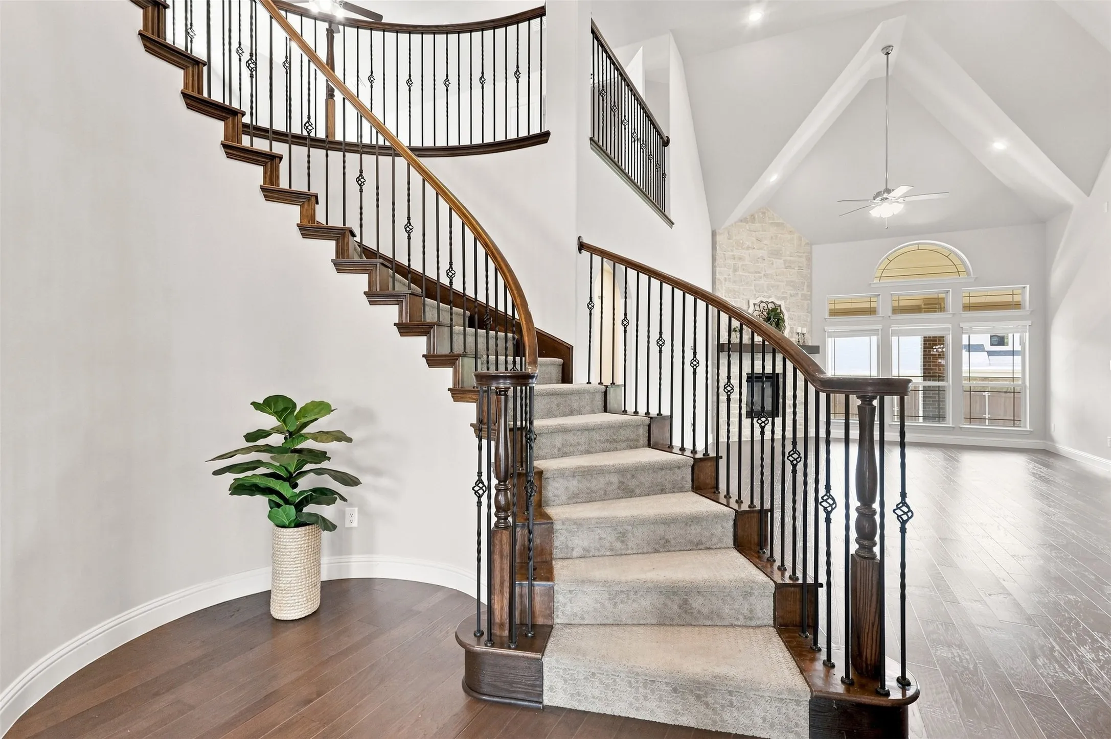 Single Family Residence For Sale in Collin County , 3233 Rolling Meadow Drive, Anna, Texas 75409, 6 Bedroom, 4 Bathroom, 3 Garage spaces, 4,299 Sqft, built in 2021, mls#21372069, Real Estate Agent in Anna, Homes For Sale in Collin county, Homes For Sale in Anna, Realtor in Anna Texas, Real Estate Brokerage Independent Realty Texas, Luminita Cordes Realtor