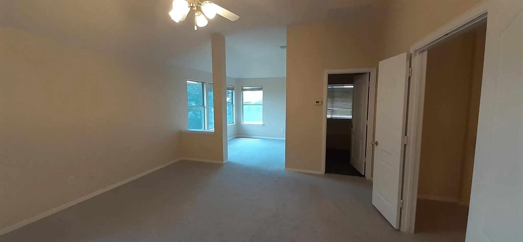 Single Family Residence For Rent in Dallas County , 4526 Julian Drive, Mesquite, Texas 75150, 5 Bedroom, 3 Bathroom, 2 Garage spaces, 3,116 Sqft, built in 1998, mls#21372052, Real Estate Agent in Mesquite, Homes For Rent in Dallas county, Homes For Rent in Mesquite, Realtor in Mesquite Texas, Real Estate Brokerage Independent Realty Texas, Luminita Cordes Realtor