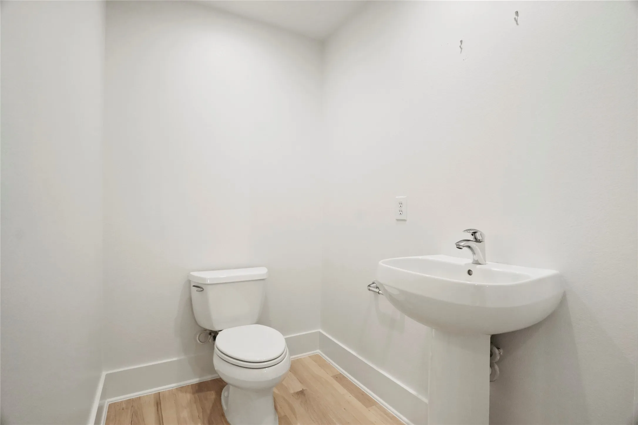 Townhouse For Rent in Dallas County , 6346 Oriole Drive, Dallas, Texas 75209, 3 Bedroom, 4 Bathroom, 2 Garage spaces, 1,948 Sqft, built in 2006, mls#21372086, Real Estate Agent in Dallas, Homes For Rent in Dallas county, Homes For Rent in Dallas, Realtor in Dallas Texas, Real Estate Brokerage Independent Realty Texas, Luminita Cordes Realtor