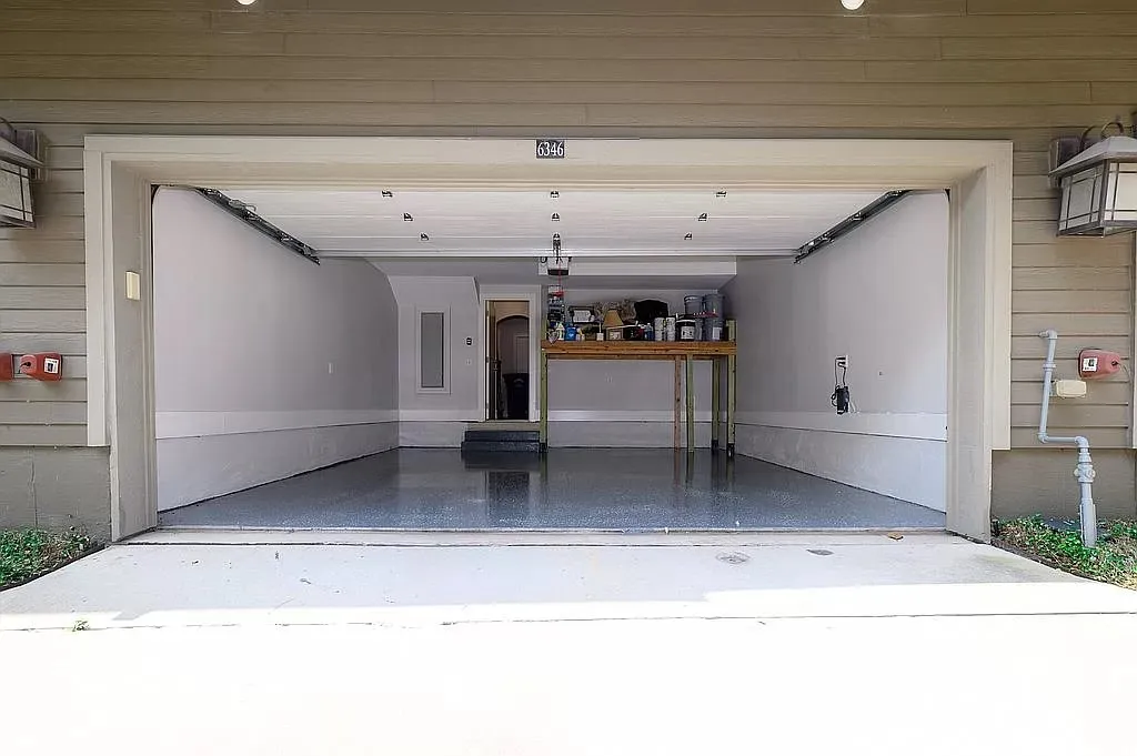 Rear Entrance 2 Car Garage