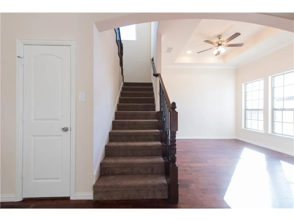 Single Family Residence For Rent in Dallas County , 4004 Hanaa Court, Irving, Texas 75038, 5 Bedroom, 3 Bathroom, 2 Garage spaces, 3,395 Sqft, built in 2016, mls#21347386, Real Estate Agent in Irving, Homes For Rent in Dallas county, Homes For Rent in Irving, Realtor in Irving Texas, Real Estate Brokerage Independent Realty Texas, Luminita Cordes Realtor