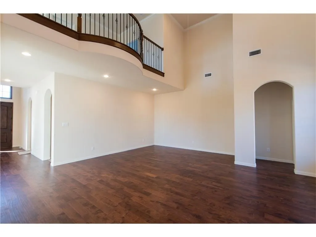 Single Family Residence For Rent in Dallas County , 4004 Hanaa Court, Irving, Texas 75038, 5 Bedroom, 3 Bathroom, 2 Garage spaces, 3,395 Sqft, built in 2016, mls#21347386, Real Estate Agent in Irving, Homes For Rent in Dallas county, Homes For Rent in Irving, Realtor in Irving Texas, Real Estate Brokerage Independent Realty Texas, Luminita Cordes Realtor