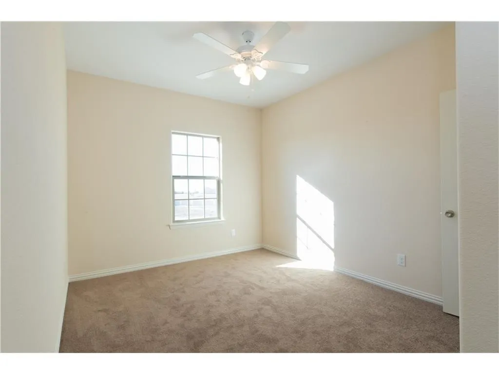 Single Family Residence For Rent in Dallas County , 4004 Hanaa Court, Irving, Texas 75038, 5 Bedroom, 3 Bathroom, 2 Garage spaces, 3,395 Sqft, built in 2016, mls#21347386, Real Estate Agent in Irving, Homes For Rent in Dallas county, Homes For Rent in Irving, Realtor in Irving Texas, Real Estate Brokerage Independent Realty Texas, Luminita Cordes Realtor