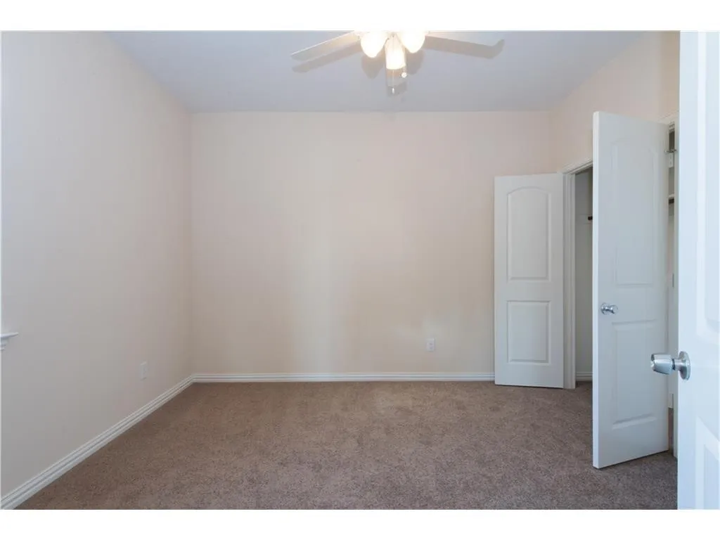 Single Family Residence For Rent in Dallas County , 4004 Hanaa Court, Irving, Texas 75038, 5 Bedroom, 3 Bathroom, 2 Garage spaces, 3,395 Sqft, built in 2016, mls#21347386, Real Estate Agent in Irving, Homes For Rent in Dallas county, Homes For Rent in Irving, Realtor in Irving Texas, Real Estate Brokerage Independent Realty Texas, Luminita Cordes Realtor