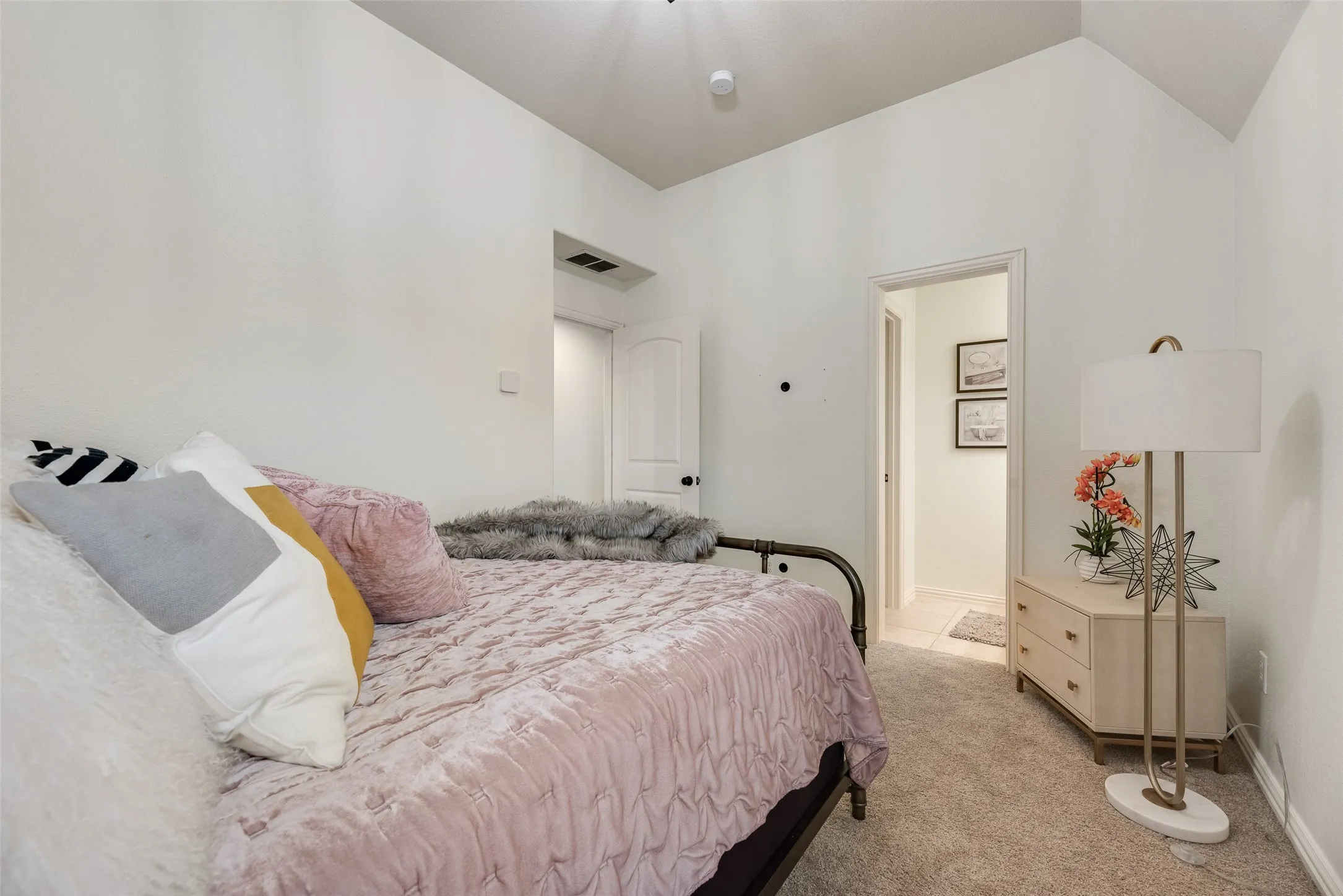 Single Family Residence For Sale in Collin County , 10769 Kingsford Lane, Frisco, Texas 75035, 5 Bedroom, 5 Bathroom, 3 Garage spaces, 3,785 Sqft, built in 2012, mls#21370908, Real Estate Agent in Frisco, Homes For Sale in Collin county, Homes For Sale in Frisco, Realtor in Frisco Texas, Real Estate Brokerage Independent Realty Texas, Luminita Cordes Realtor