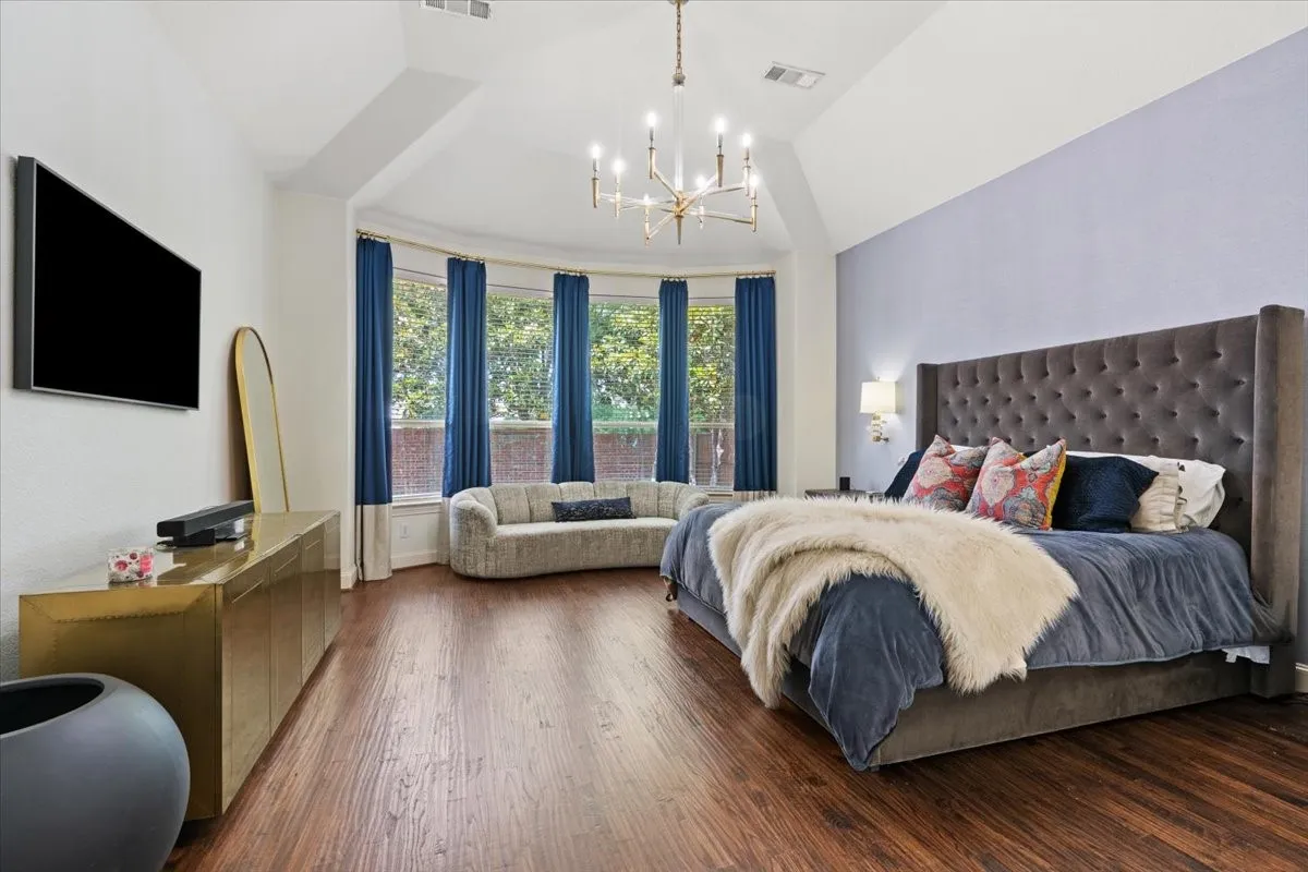Single Family Residence For Sale in Collin County , 10769 Kingsford Lane, Frisco, Texas 75035, 5 Bedroom, 5 Bathroom, 3 Garage spaces, 3,785 Sqft, built in 2012, mls#21370908, Real Estate Agent in Frisco, Homes For Sale in Collin county, Homes For Sale in Frisco, Realtor in Frisco Texas, Real Estate Brokerage Independent Realty Texas, Luminita Cordes Realtor