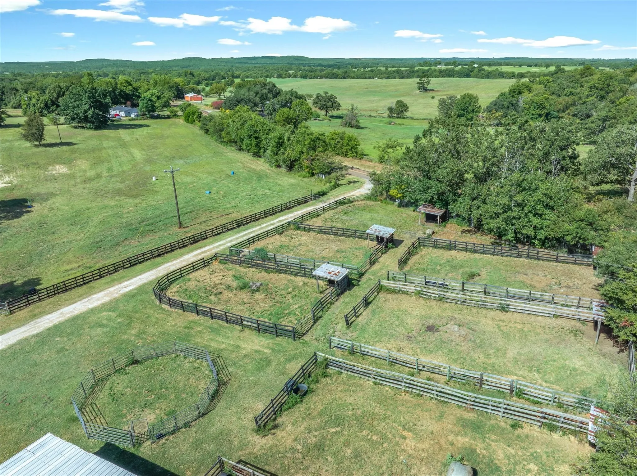 Mobile Home For Sale in Henderson County , 10815 FM-315, Poynor, Texas 75782, 4 Bedroom, 2 Bathroom, Garage spaces, 1,568 Sqft, built in 1998, mls#21372041, Real Estate Agent in Poynor, Homes For Sale in Henderson county, Homes For Sale in Poynor, Realtor in Poynor Texas, Real Estate Brokerage Independent Realty Texas, Luminita Cordes Realtor
