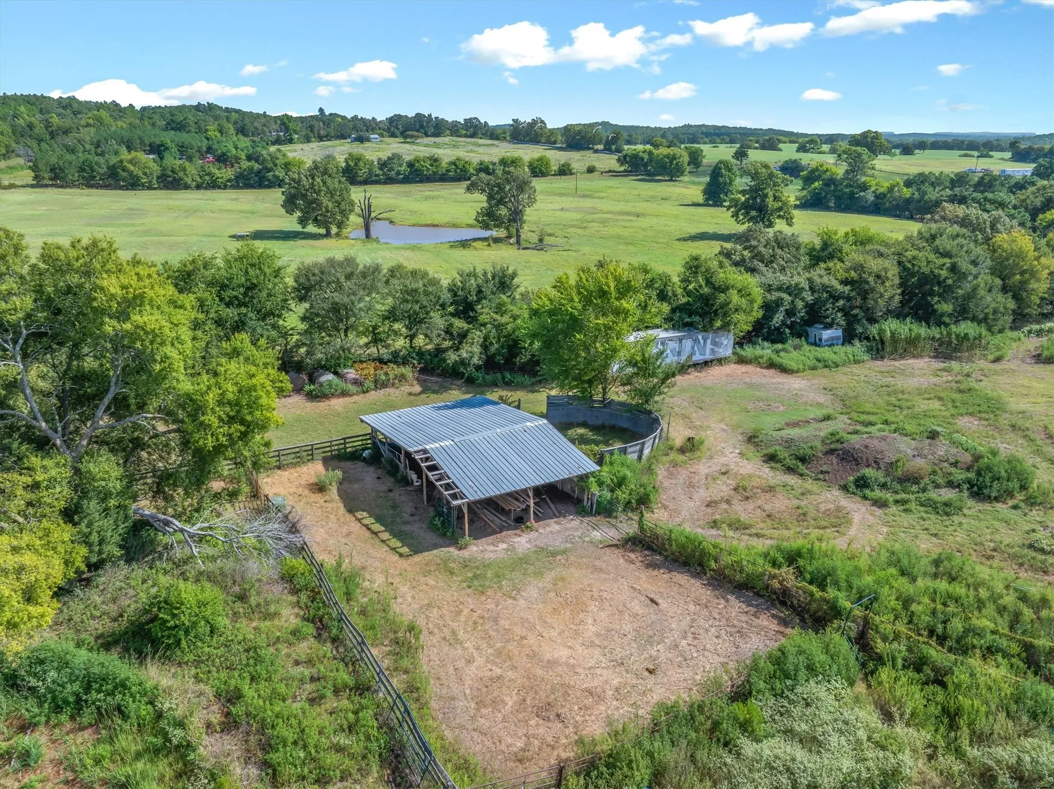 Mobile Home For Sale in Henderson County , 10815 FM-315, Poynor, Texas 75782, 4 Bedroom, 2 Bathroom, Garage spaces, 1,568 Sqft, built in 1998, mls#21372041, Real Estate Agent in Poynor, Homes For Sale in Henderson county, Homes For Sale in Poynor, Realtor in Poynor Texas, Real Estate Brokerage Independent Realty Texas, Luminita Cordes Realtor