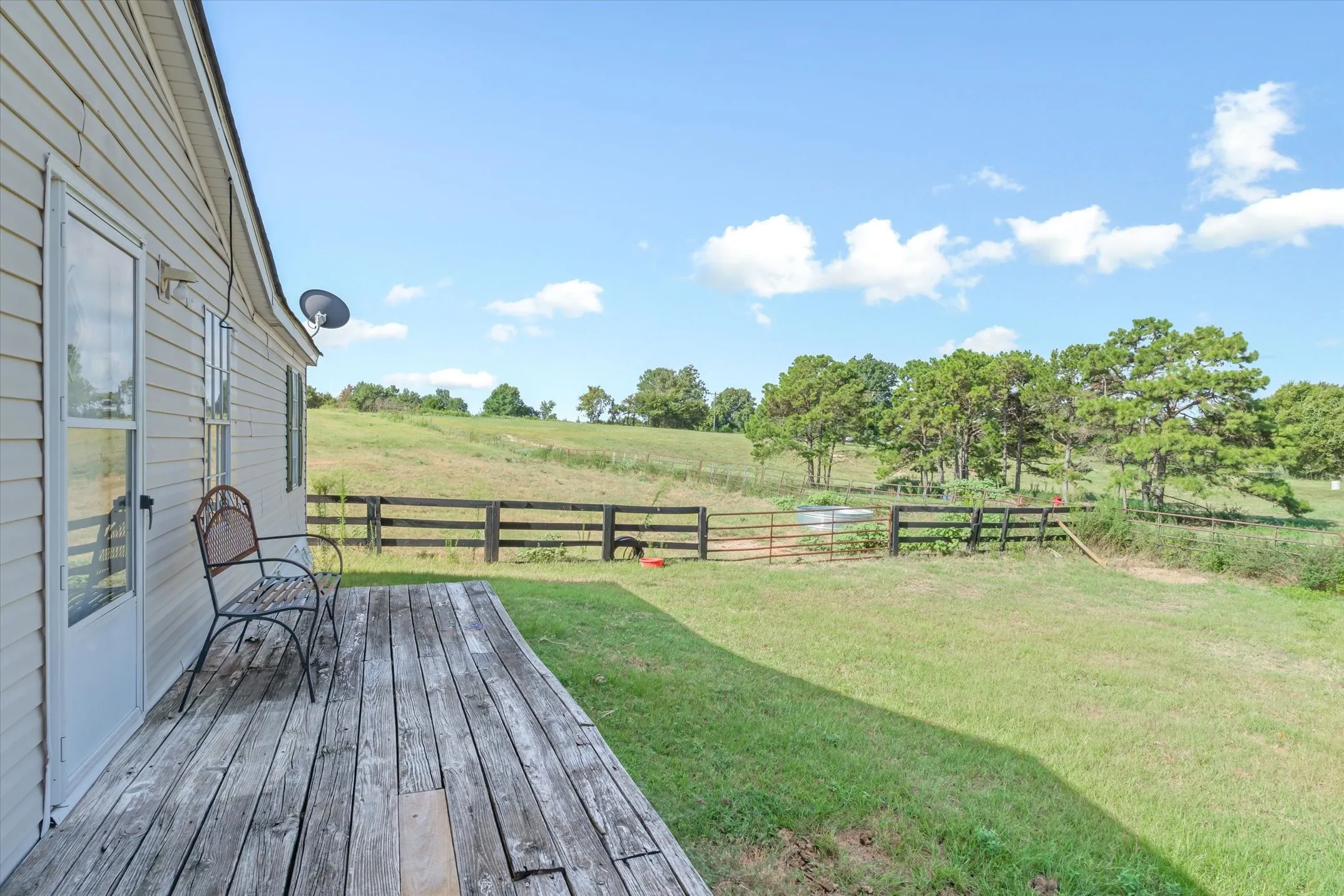 Mobile Home For Sale in Henderson County , 10815 FM-315, Poynor, Texas 75782, 4 Bedroom, 2 Bathroom, Garage spaces, 1,568 Sqft, built in 1998, mls#21372041, Real Estate Agent in Poynor, Homes For Sale in Henderson county, Homes For Sale in Poynor, Realtor in Poynor Texas, Real Estate Brokerage Independent Realty Texas, Luminita Cordes Realtor