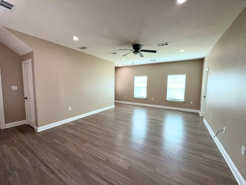 Townhouse For Rent in Collin County , 1001 Debby Court, Wylie, Texas 75098, 4 Bedroom, 3 Bathroom, 2 Garage spaces, 1,965 Sqft, built in 2022, mls#21372092, Real Estate Agent in Wylie, Homes For Rent in Collin county, Homes For Rent in Wylie, Realtor in Wylie Texas, Real Estate Brokerage Independent Realty Texas, Luminita Cordes Realtor