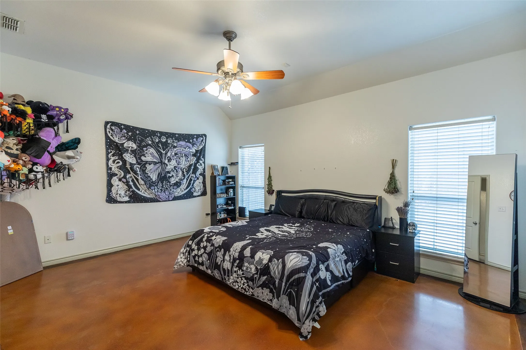Single Family Residence For Sale in Taylor County , 8626 Ranch Road, Abilene, Texas 79602, 4 Bedroom, 2 Bathroom, 2 Garage spaces, 2,245 Sqft, built in 2004, mls#21371634, Real Estate Agent in Abilene, Homes For Sale in Taylor county, Homes For Sale in Abilene, Realtor in Abilene Texas, Real Estate Brokerage Independent Realty Texas, Luminita Cordes Realtor
