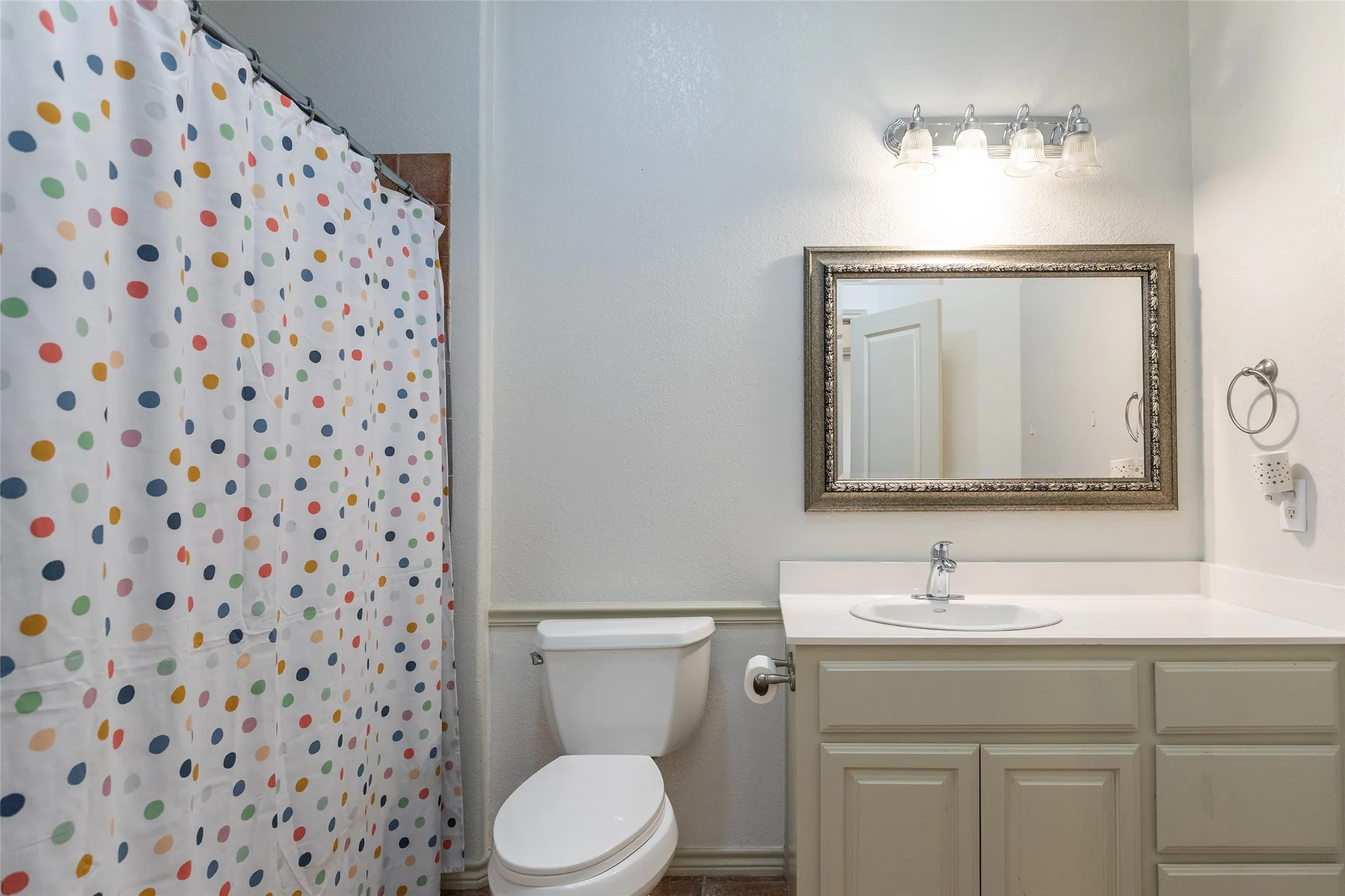 Single Family Residence For Sale in Taylor County , 8626 Ranch Road, Abilene, Texas 79602, 4 Bedroom, 2 Bathroom, 2 Garage spaces, 2,245 Sqft, built in 2004, mls#21371634, Real Estate Agent in Abilene, Homes For Sale in Taylor county, Homes For Sale in Abilene, Realtor in Abilene Texas, Real Estate Brokerage Independent Realty Texas, Luminita Cordes Realtor