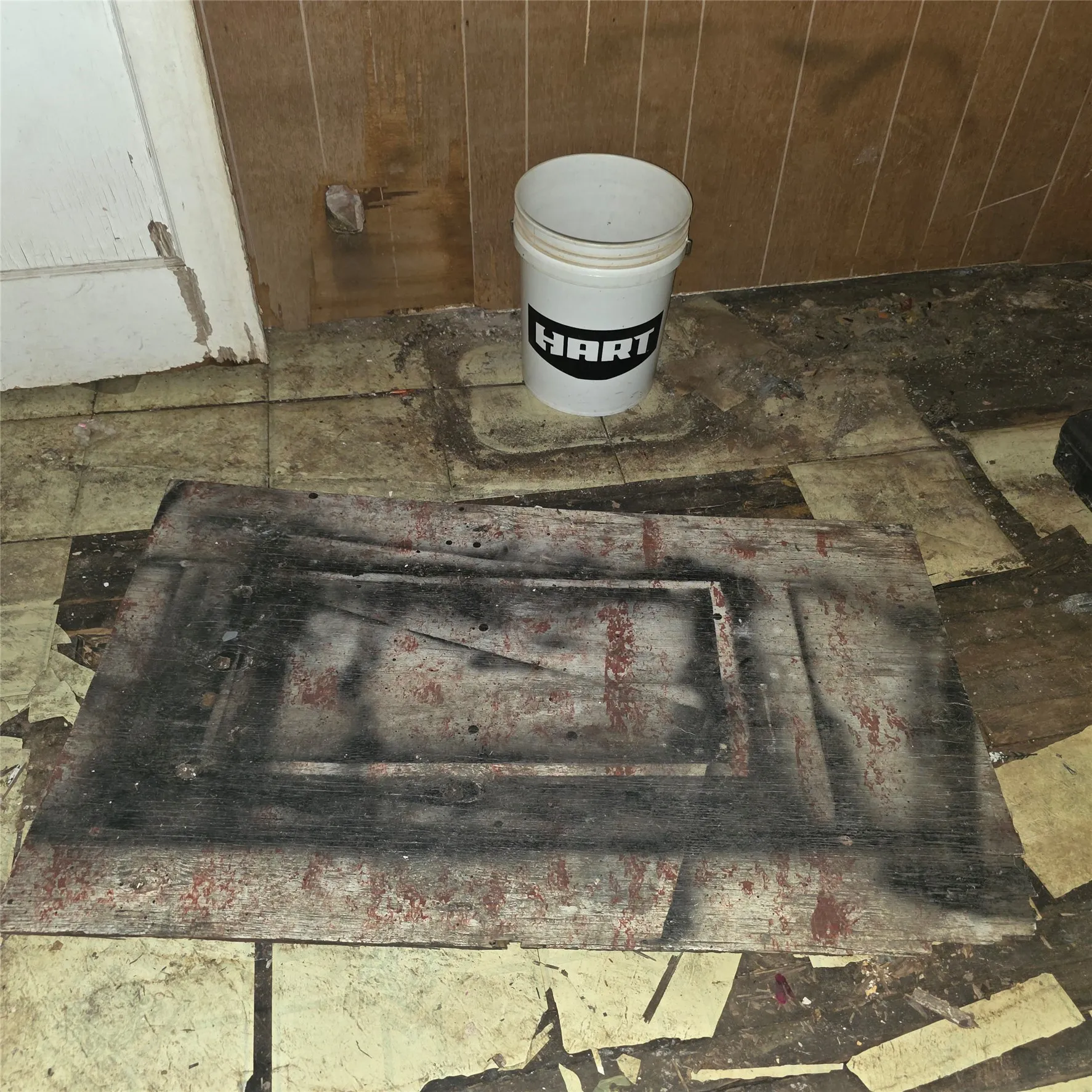Kitchen floor