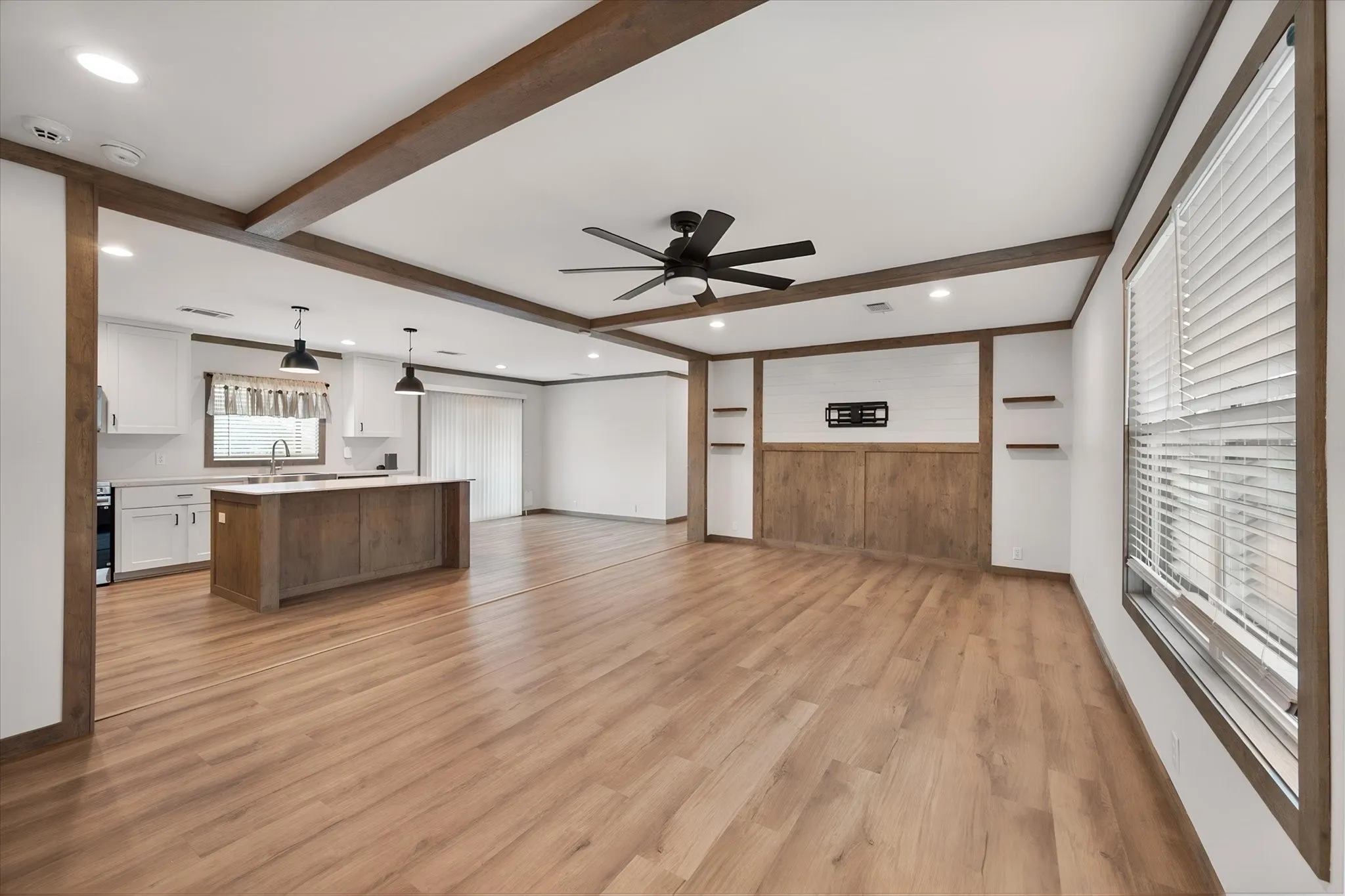 Mobile Home For Sale in Johnson County , 1708 County Road 706, Joshua, Texas 76058, 3 Bedroom, 2 Bathroom, Garage spaces, 1,580 Sqft, built in 2024, mls#21369447, Real Estate Agent in Joshua, Homes For Sale in Johnson county, Homes For Sale in Joshua, Realtor in Joshua Texas, Real Estate Brokerage Independent Realty Texas, Luminita Cordes Realtor
