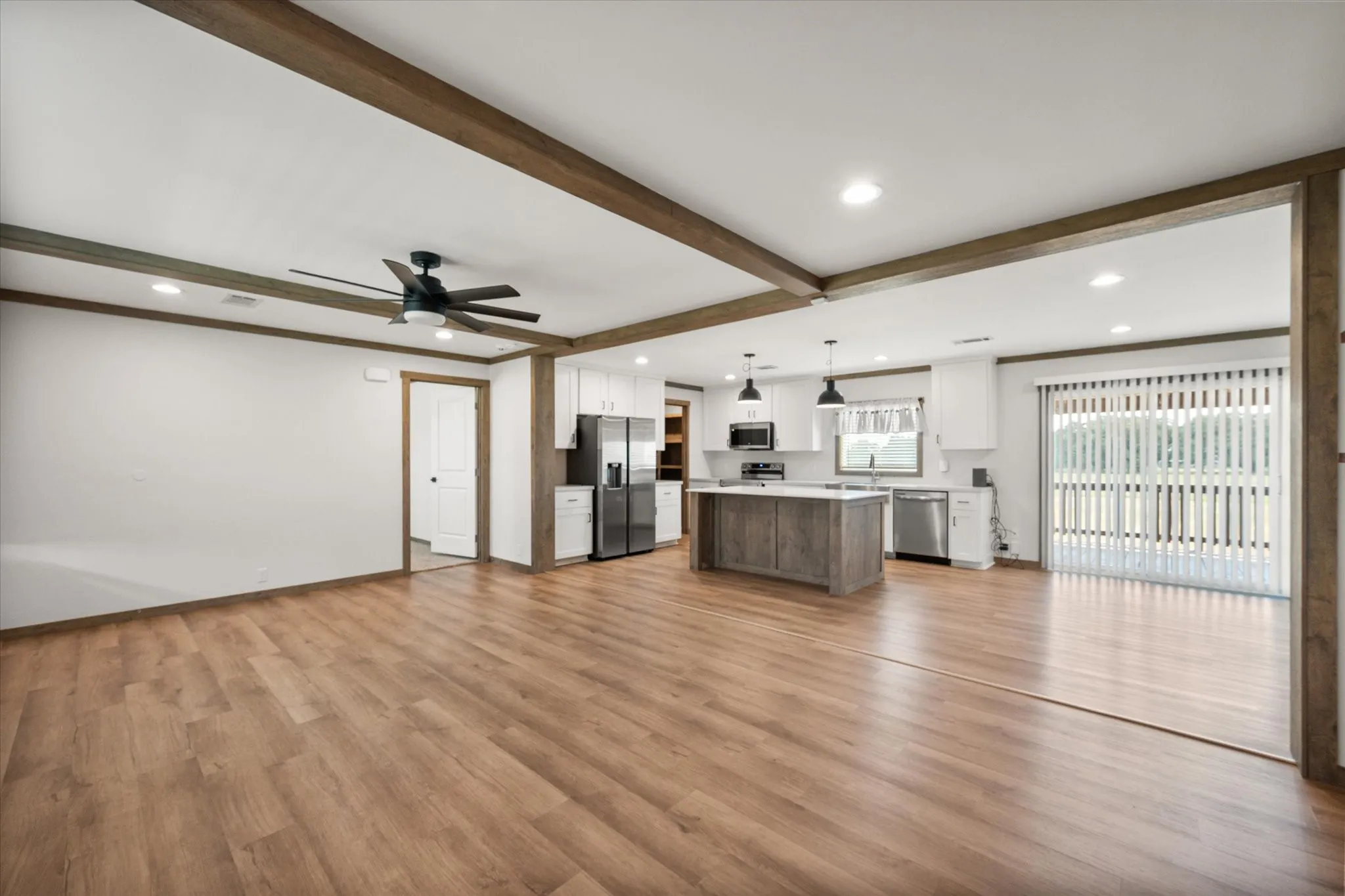 Mobile Home For Sale in Johnson County , 1708 County Road 706, Joshua, Texas 76058, 3 Bedroom, 2 Bathroom, Garage spaces, 1,580 Sqft, built in 2024, mls#21369447, Real Estate Agent in Joshua, Homes For Sale in Johnson county, Homes For Sale in Joshua, Realtor in Joshua Texas, Real Estate Brokerage Independent Realty Texas, Luminita Cordes Realtor