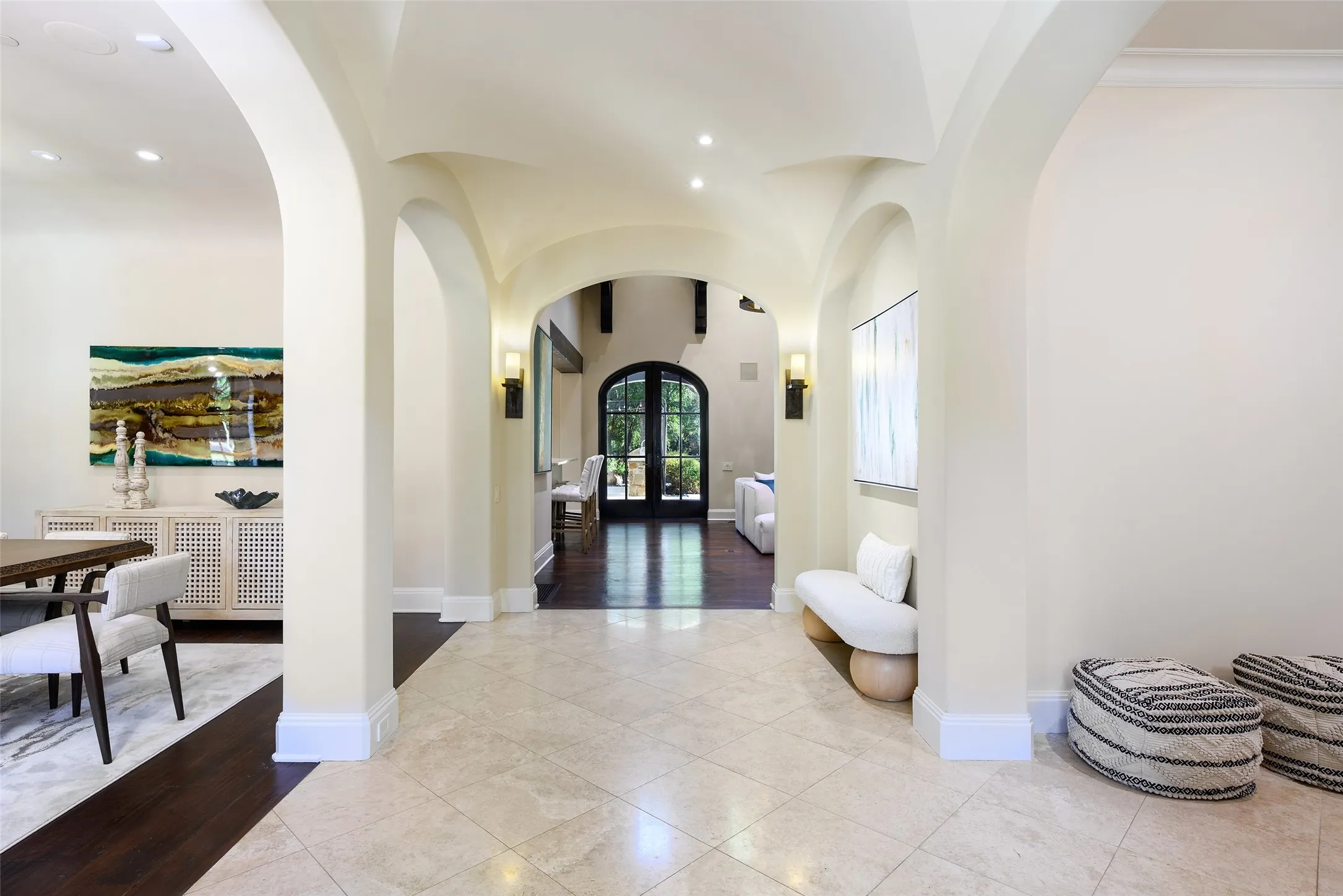 Single Family Residence For Sale in Dallas County , 4120 Cochran Chapel Road, Dallas, Texas 75209, 5 Bedroom, 7 Bathroom, 4 Garage spaces, 8,044 Sqft, built in 2006, mls#21352594, Real Estate Agent in Dallas, Homes For Sale in Dallas county, Homes For Sale in Dallas, Realtor in Dallas Texas, Real Estate Brokerage Independent Realty Texas, Luminita Cordes Realtor