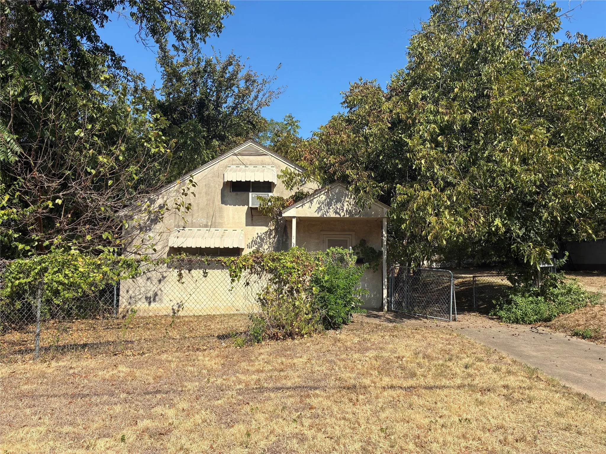 Improved Land For Sale in Dallas County , 2307 Knight Street, Dallas, Texas 75219, 0, 0, Garage spaces, 0 Sqft, built in 1926, mls#21372015, Real Estate Agent in Dallas, Homes For Sale in Dallas county, Homes For Sale in Dallas, Realtor in Dallas Texas, Real Estate Brokerage Independent Realty Texas, Luminita Cordes Realtor