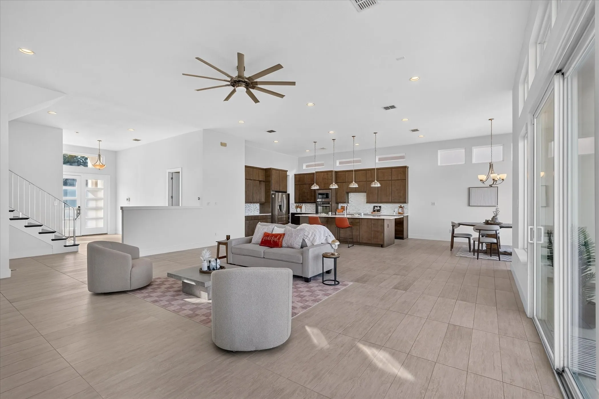 Single Family Residence For Sale in Dallas County , 5222 Lake Terrace Court, Garland, Texas 75043, 4 Bedroom, 3 Bathroom, 2 Garage spaces, 3,870 Sqft, built in 2016, mls#21370529, Real Estate Agent in Garland, Homes For Sale in Dallas county, Homes For Sale in Garland, Realtor in Garland Texas, Real Estate Brokerage Independent Realty Texas, Luminita Cordes Realtor