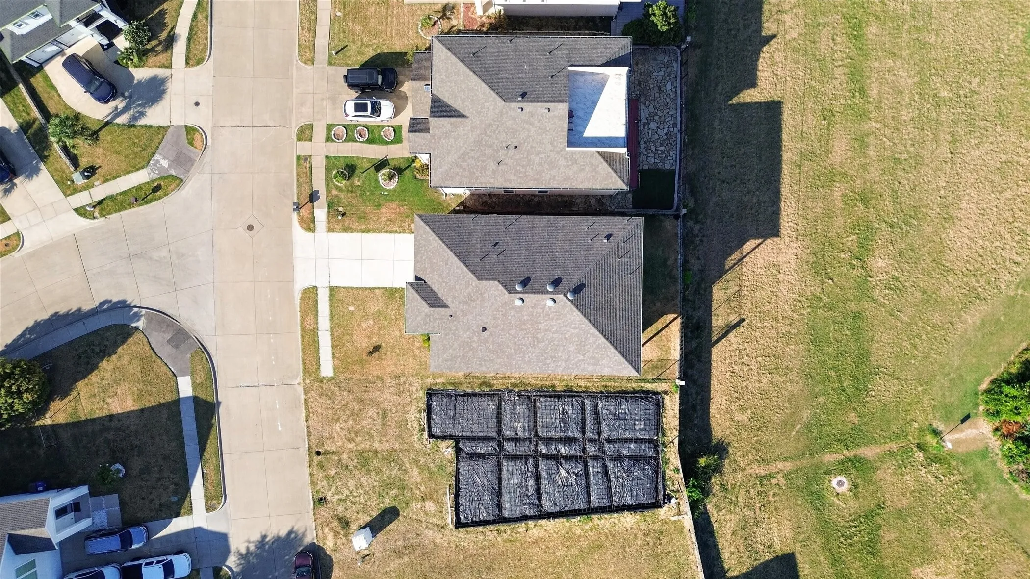 Single Family Residence For Sale in Dallas County , 5222 Lake Terrace Court, Garland, Texas 75043, 4 Bedroom, 3 Bathroom, 2 Garage spaces, 3,870 Sqft, built in 2016, mls#21370529, Real Estate Agent in Garland, Homes For Sale in Dallas county, Homes For Sale in Garland, Realtor in Garland Texas, Real Estate Brokerage Independent Realty Texas, Luminita Cordes Realtor