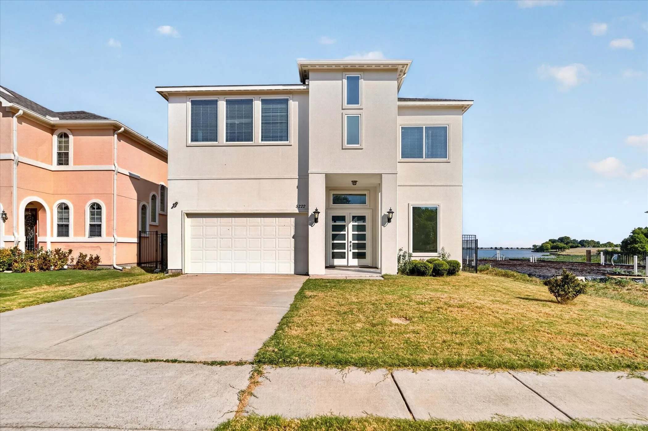 Single Family Residence For Sale in Dallas County , 5222 Lake Terrace Court, Garland, Texas 75043, 4 Bedroom, 3 Bathroom, 2 Garage spaces, 3,870 Sqft, built in 2016, mls#21370529, Real Estate Agent in Garland, Homes For Sale in Dallas county, Homes For Sale in Garland, Realtor in Garland Texas, Real Estate Brokerage Independent Realty Texas, Luminita Cordes Realtor