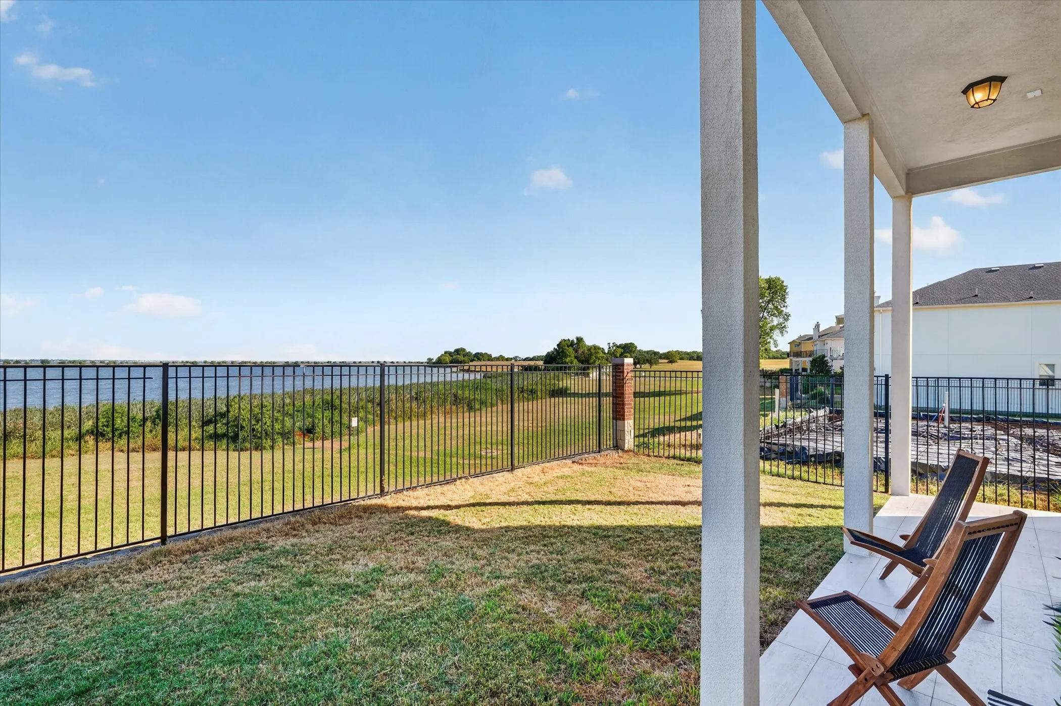 Single Family Residence For Sale in Dallas County , 5222 Lake Terrace Court, Garland, Texas 75043, 4 Bedroom, 3 Bathroom, 2 Garage spaces, 3,870 Sqft, built in 2016, mls#21370529, Real Estate Agent in Garland, Homes For Sale in Dallas county, Homes For Sale in Garland, Realtor in Garland Texas, Real Estate Brokerage Independent Realty Texas, Luminita Cordes Realtor