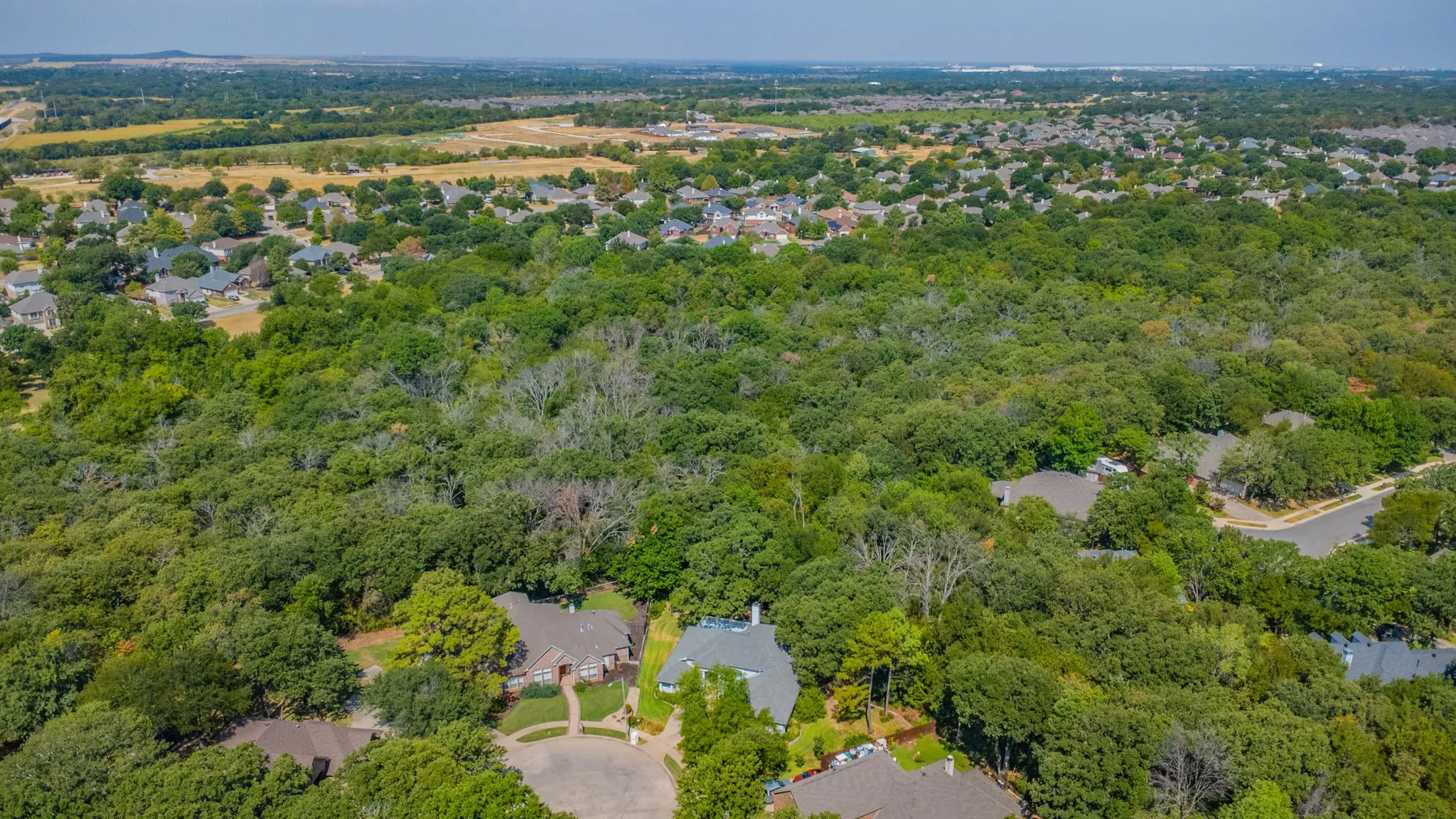 Single Family Residence For Sale in Denton County , 1101 Vista Verde Street, Denton, Texas 76210, 4 Bedroom, 2 Bathroom, 2 Garage spaces, 2,222 Sqft, built in 1997, mls#21371023, Real Estate Agent in Denton, Homes For Sale in Denton county, Homes For Sale in Denton, Realtor in Denton Texas, Real Estate Brokerage Independent Realty Texas, Luminita Cordes Realtor