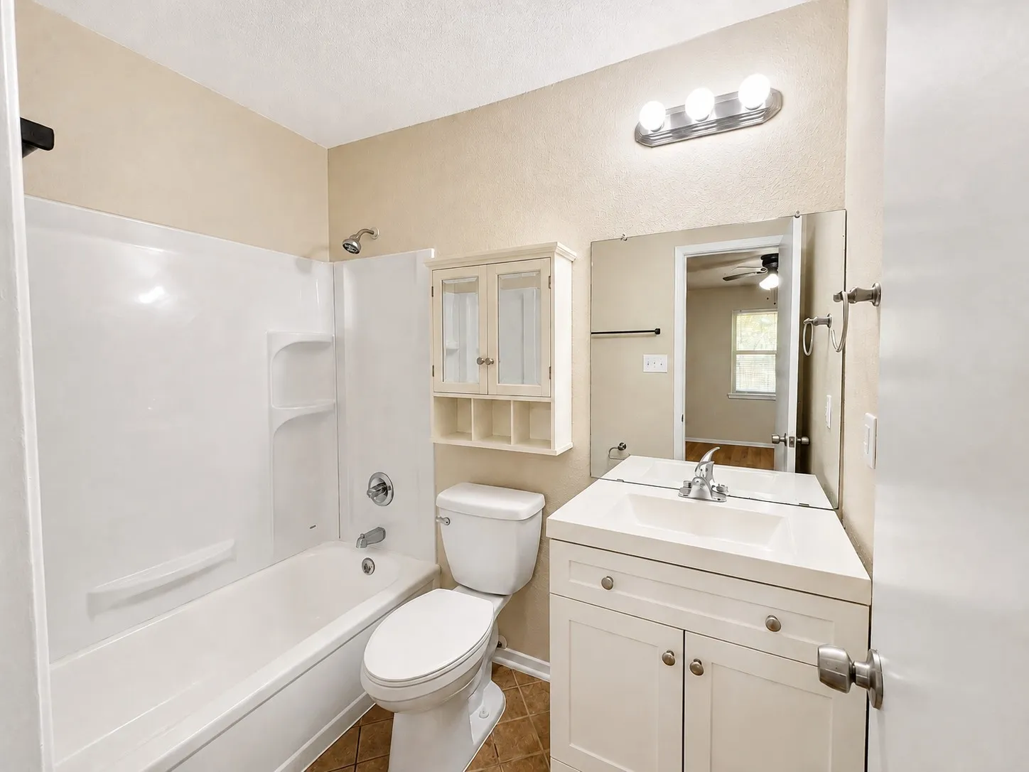 Single Family Residence For Sale in Tarrant County , 8136 Richard Street, White Settlement, Texas 76108, 4 Bedroom, 2 Bathroom, Garage spaces, 1,512 Sqft, built in 1978, mls#21368993, Real Estate Agent in White Settlement, Homes For Sale in Tarrant county, Homes For Sale in White Settlement, Realtor in White Settlement Texas, Real Estate Brokerage Independent Realty Texas, Luminita Cordes Realtor