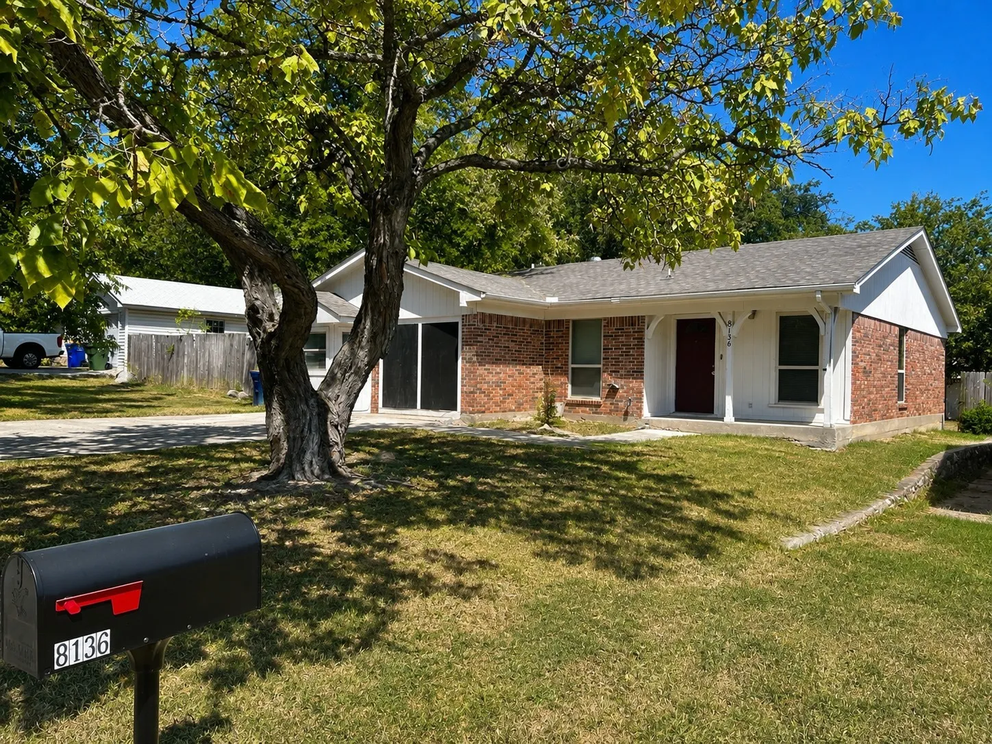 Single Family Residence For Sale in Tarrant County , 8136 Richard Street, White Settlement, Texas 76108, 4 Bedroom, 2 Bathroom, Garage spaces, 1,512 Sqft, built in 1978, mls#21368993, Real Estate Agent in White Settlement, Homes For Sale in Tarrant county, Homes For Sale in White Settlement, Realtor in White Settlement Texas, Real Estate Brokerage Independent Realty Texas, Luminita Cordes Realtor