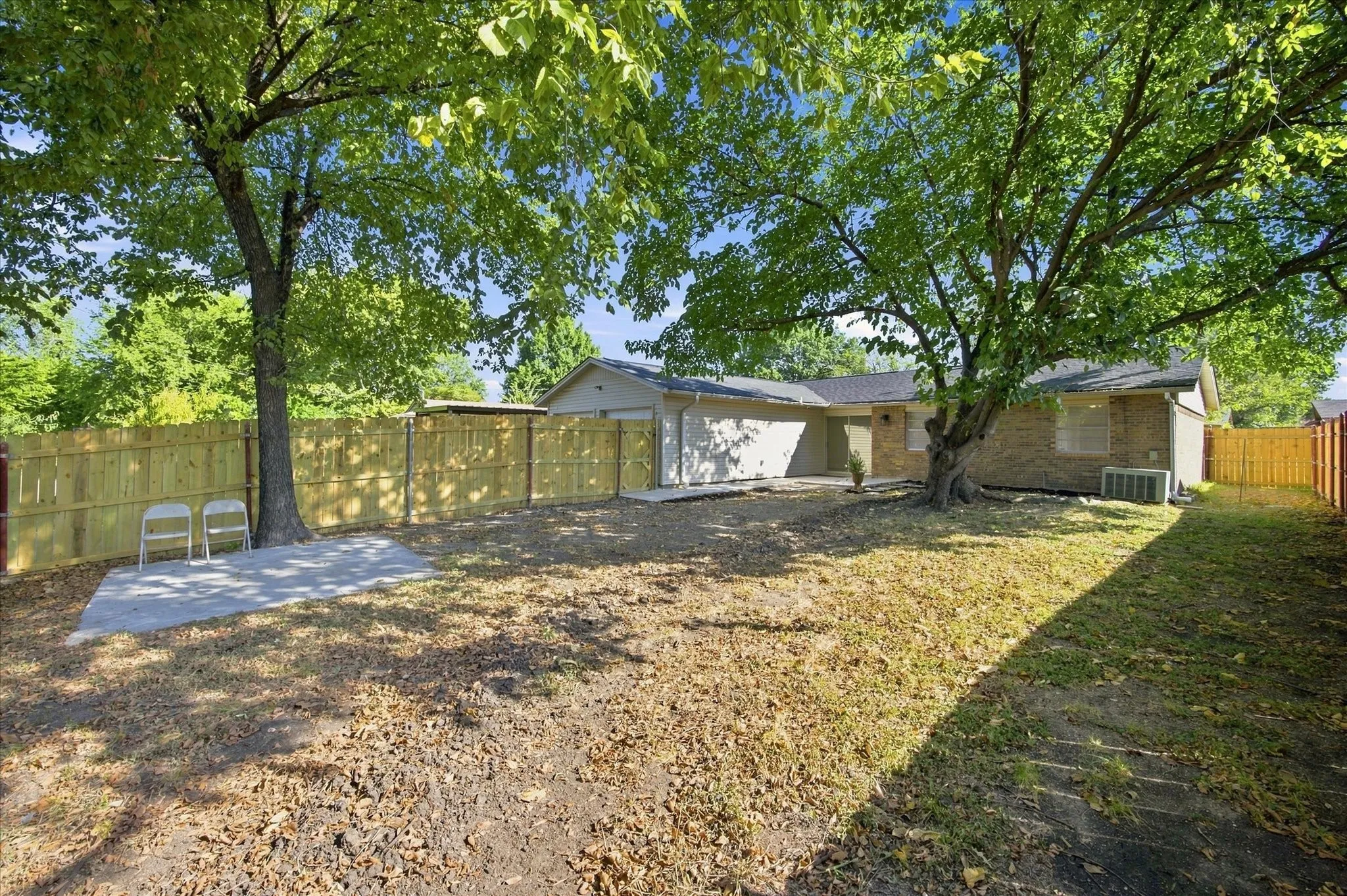 Single Family Residence For Sale in Dallas County , 4811 Stallcup Drive, Mesquite, Texas 75150, 4 Bedroom, 2 Bathroom, 2 Garage spaces, 1,264 Sqft, built in 1968, mls#21371884, Real Estate Agent in Mesquite, Homes For Sale in Dallas county, Homes For Sale in Mesquite, Realtor in Mesquite Texas, Real Estate Brokerage Independent Realty Texas, Luminita Cordes Realtor