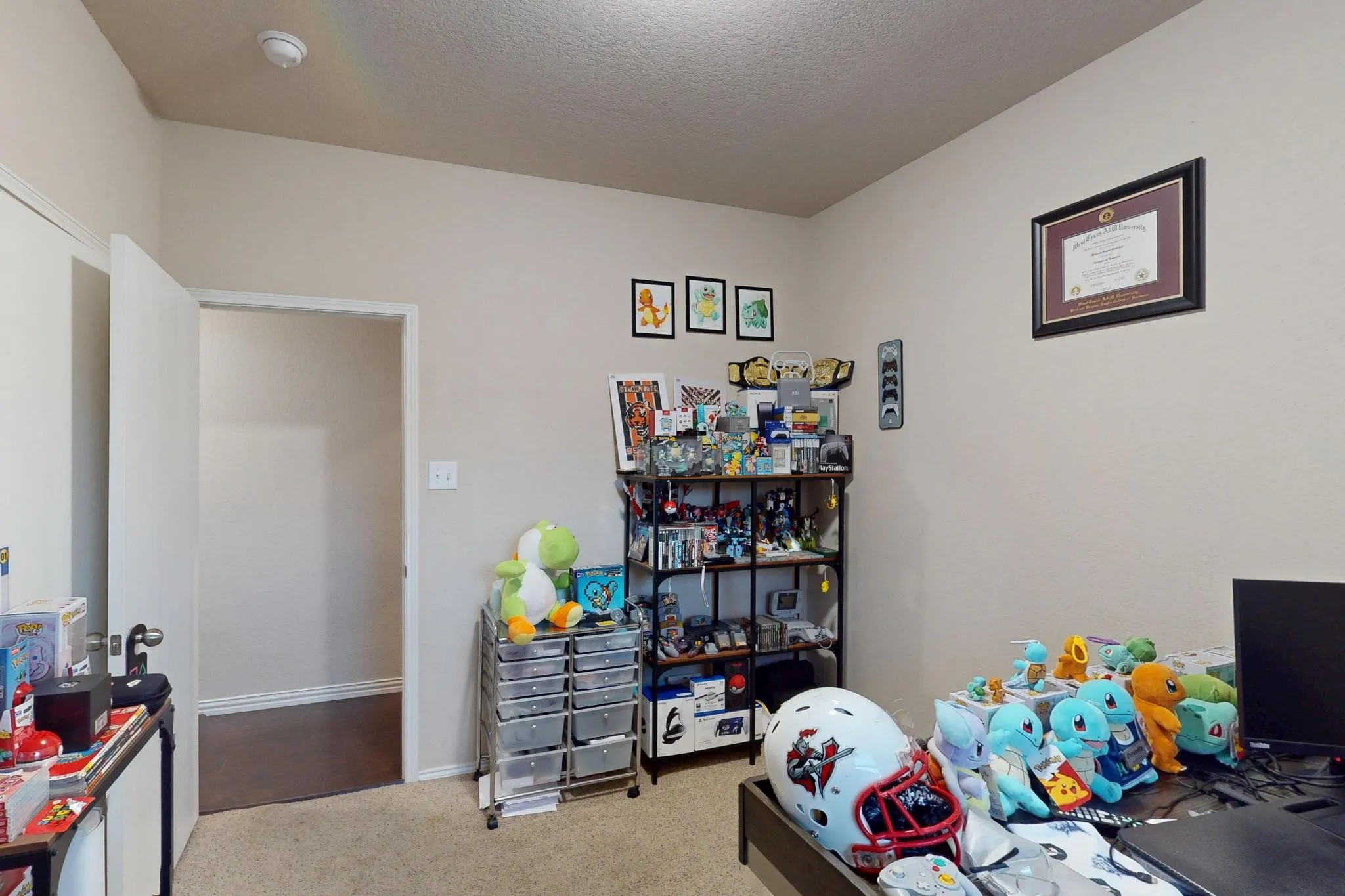 Single Family Residence For Sale in Tarrant County , 337 Grace Circle, Hurst, Texas 76053, 3 Bedroom, 2 Bathroom, 2 Garage spaces, 1,543 Sqft, built in 2008, mls#21371925, Real Estate Agent in Hurst, Homes For Sale in Tarrant county, Homes For Sale in Hurst, Realtor in Hurst Texas, Real Estate Brokerage Independent Realty Texas, Luminita Cordes Realtor