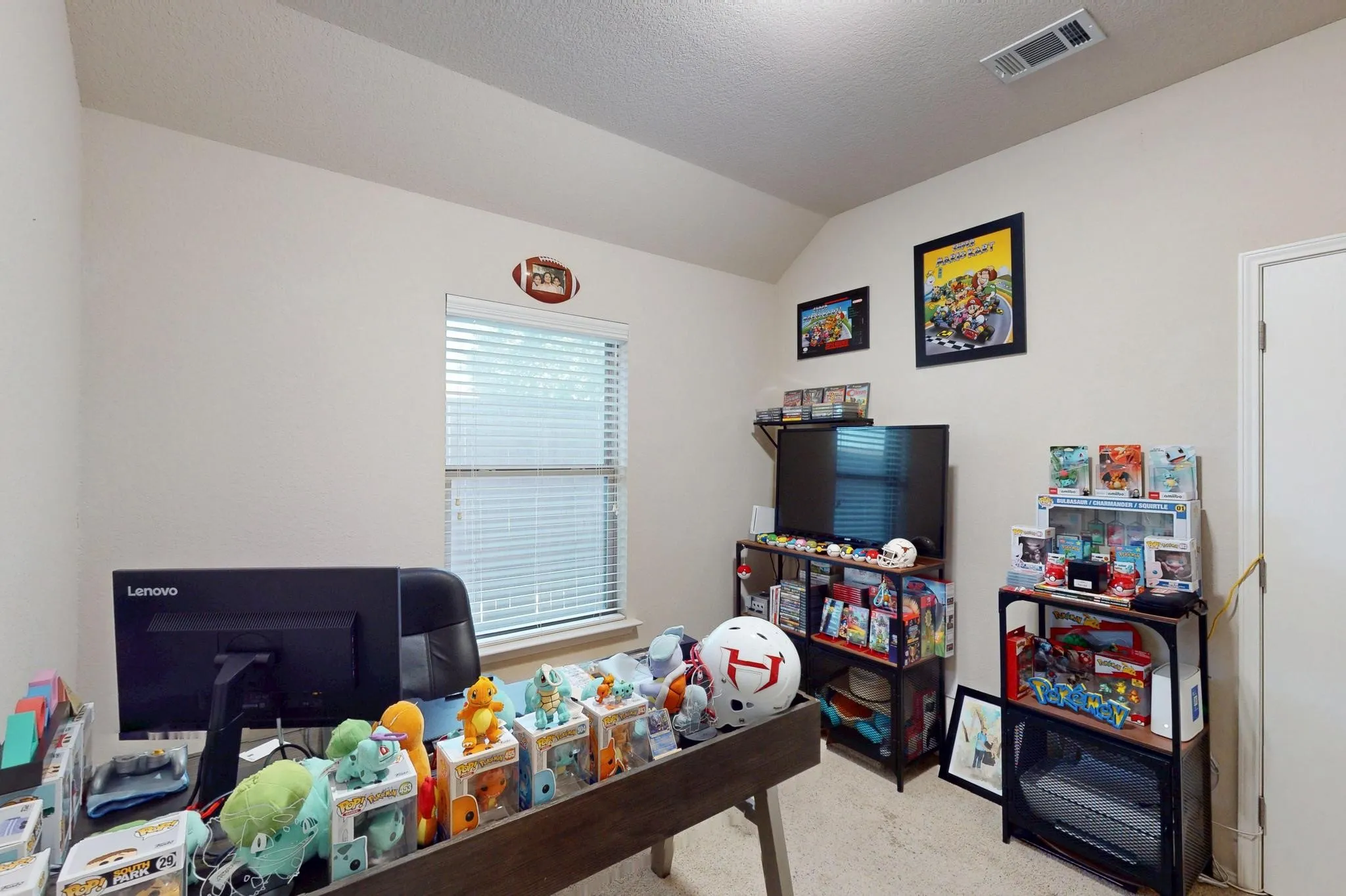 Single Family Residence For Sale in Tarrant County , 337 Grace Circle, Hurst, Texas 76053, 3 Bedroom, 2 Bathroom, 2 Garage spaces, 1,543 Sqft, built in 2008, mls#21371925, Real Estate Agent in Hurst, Homes For Sale in Tarrant county, Homes For Sale in Hurst, Realtor in Hurst Texas, Real Estate Brokerage Independent Realty Texas, Luminita Cordes Realtor