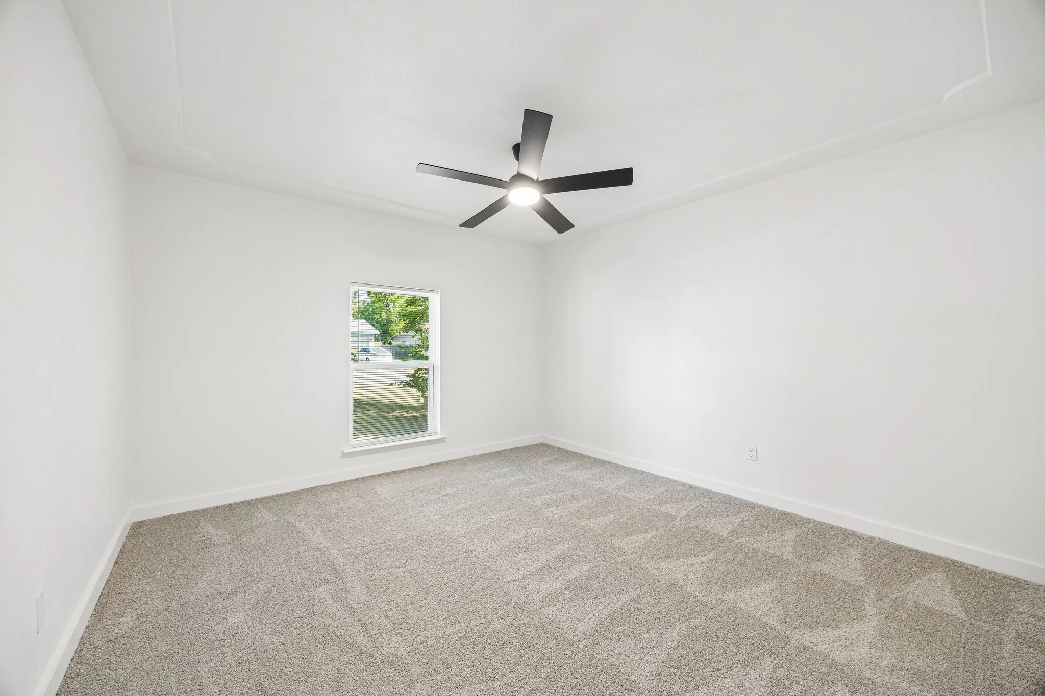 Single Family Residence For Sale in Tarrant County , 453 Edwards Drive, Saginaw, Texas 76179, 3 Bedroom, 2 Bathroom, 2 Garage spaces, 1,470 Sqft, built in 1976, mls#21371793, Real Estate Agent in Saginaw, Homes For Sale in Tarrant county, Homes For Sale in Saginaw, Realtor in Saginaw Texas, Real Estate Brokerage Independent Realty Texas, Luminita Cordes Realtor