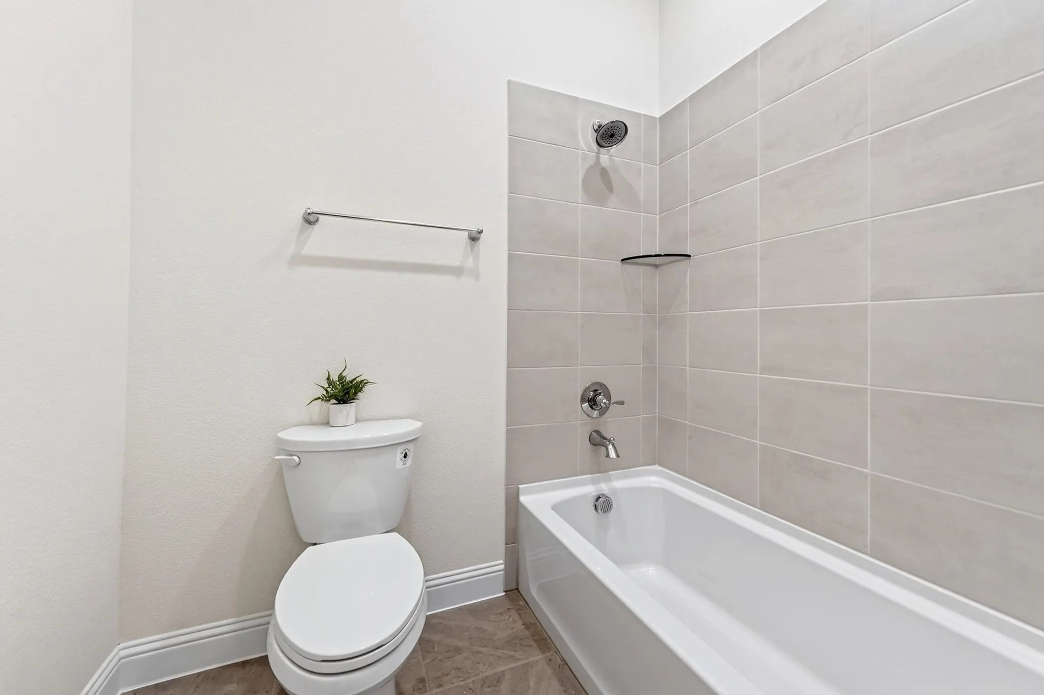 Chrome towel bar