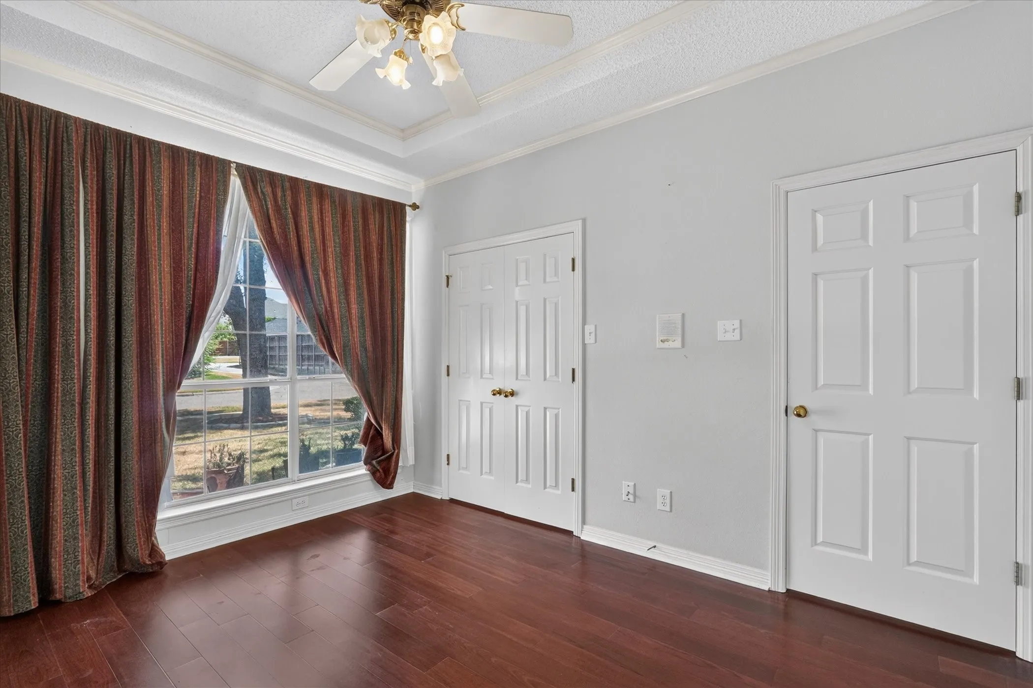 Single Family Residence For Rent in Collin County , 2667 Mum Drive, Richardson, Texas 75082, 4 Bedroom, 3 Bathroom, 2 Garage spaces, 2,403 Sqft, built in 1990, mls#21372147, Real Estate Agent in Richardson, Homes For Rent in Collin county, Homes For Rent in Richardson, Realtor in Richardson Texas, Real Estate Brokerage Independent Realty Texas, Luminita Cordes Realtor