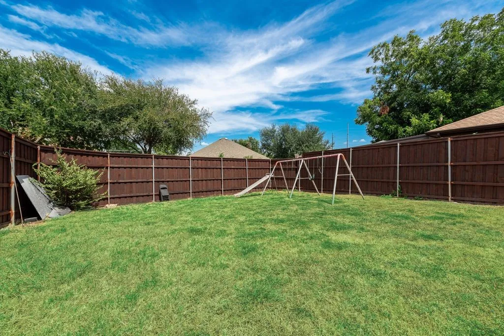 Single Family Residence For Rent in Dallas County , 3206 Andrea Lane, Garland, Texas 75040, 3 Bedroom, 2 Bathroom, 2 Garage spaces, 2,158 Sqft, built in 1987, mls#21371719, Real Estate Agent in Garland, Homes For Rent in Dallas county, Homes For Rent in Garland, Realtor in Garland Texas, Real Estate Brokerage Independent Realty Texas, Luminita Cordes Realtor