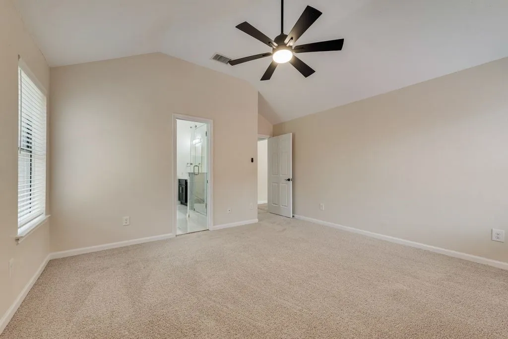 Single Family Residence For Rent in Dallas County , 3206 Andrea Lane, Garland, Texas 75040, 3 Bedroom, 2 Bathroom, 2 Garage spaces, 2,158 Sqft, built in 1987, mls#21371719, Real Estate Agent in Garland, Homes For Rent in Dallas county, Homes For Rent in Garland, Realtor in Garland Texas, Real Estate Brokerage Independent Realty Texas, Luminita Cordes Realtor