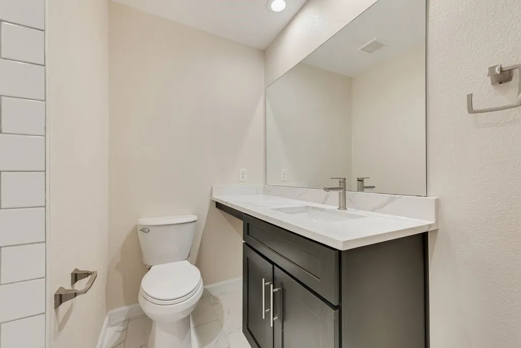 Single Family Residence For Rent in Dallas County , 3206 Andrea Lane, Garland, Texas 75040, 3 Bedroom, 2 Bathroom, 2 Garage spaces, 2,158 Sqft, built in 1987, mls#21371719, Real Estate Agent in Garland, Homes For Rent in Dallas county, Homes For Rent in Garland, Realtor in Garland Texas, Real Estate Brokerage Independent Realty Texas, Luminita Cordes Realtor