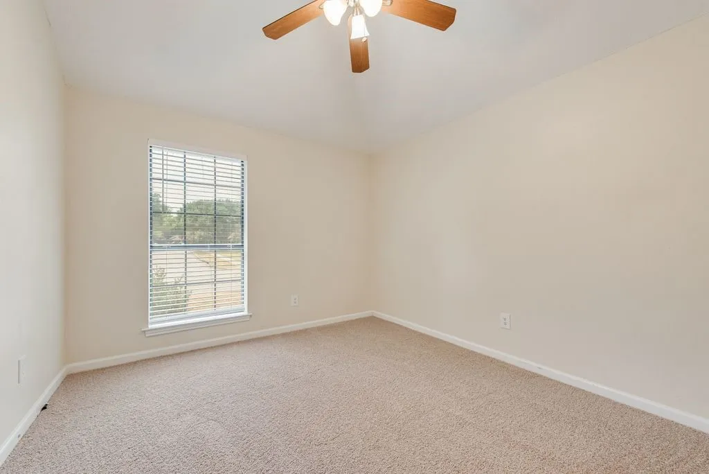 Single Family Residence For Rent in Dallas County , 3206 Andrea Lane, Garland, Texas 75040, 3 Bedroom, 2 Bathroom, 2 Garage spaces, 2,158 Sqft, built in 1987, mls#21371719, Real Estate Agent in Garland, Homes For Rent in Dallas county, Homes For Rent in Garland, Realtor in Garland Texas, Real Estate Brokerage Independent Realty Texas, Luminita Cordes Realtor