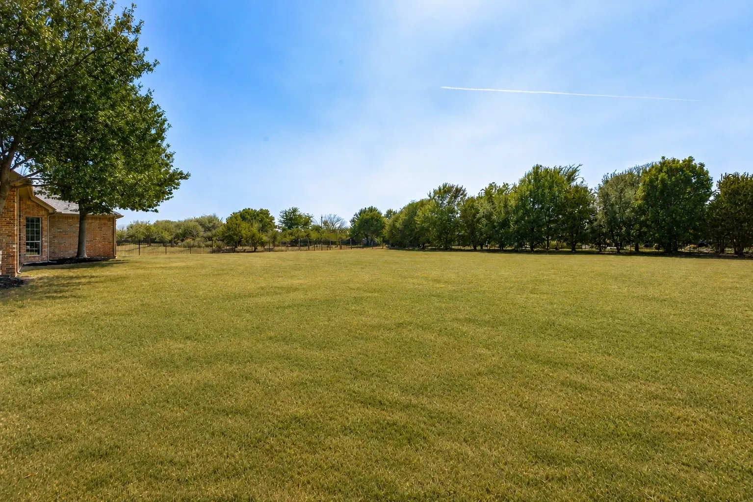 Single Family Residence For Sale in Collin County , 5203 Englenook Drive, Parker, Texas 75002, 6 Bedroom, 4 Bathroom, 3 Garage spaces, 4,476 Sqft, built in 2005, mls#21369840, Real Estate Agent in Parker, Homes For Sale in Collin county, Homes For Sale in Parker, Realtor in Parker Texas, Real Estate Brokerage Independent Realty Texas, Luminita Cordes Realtor