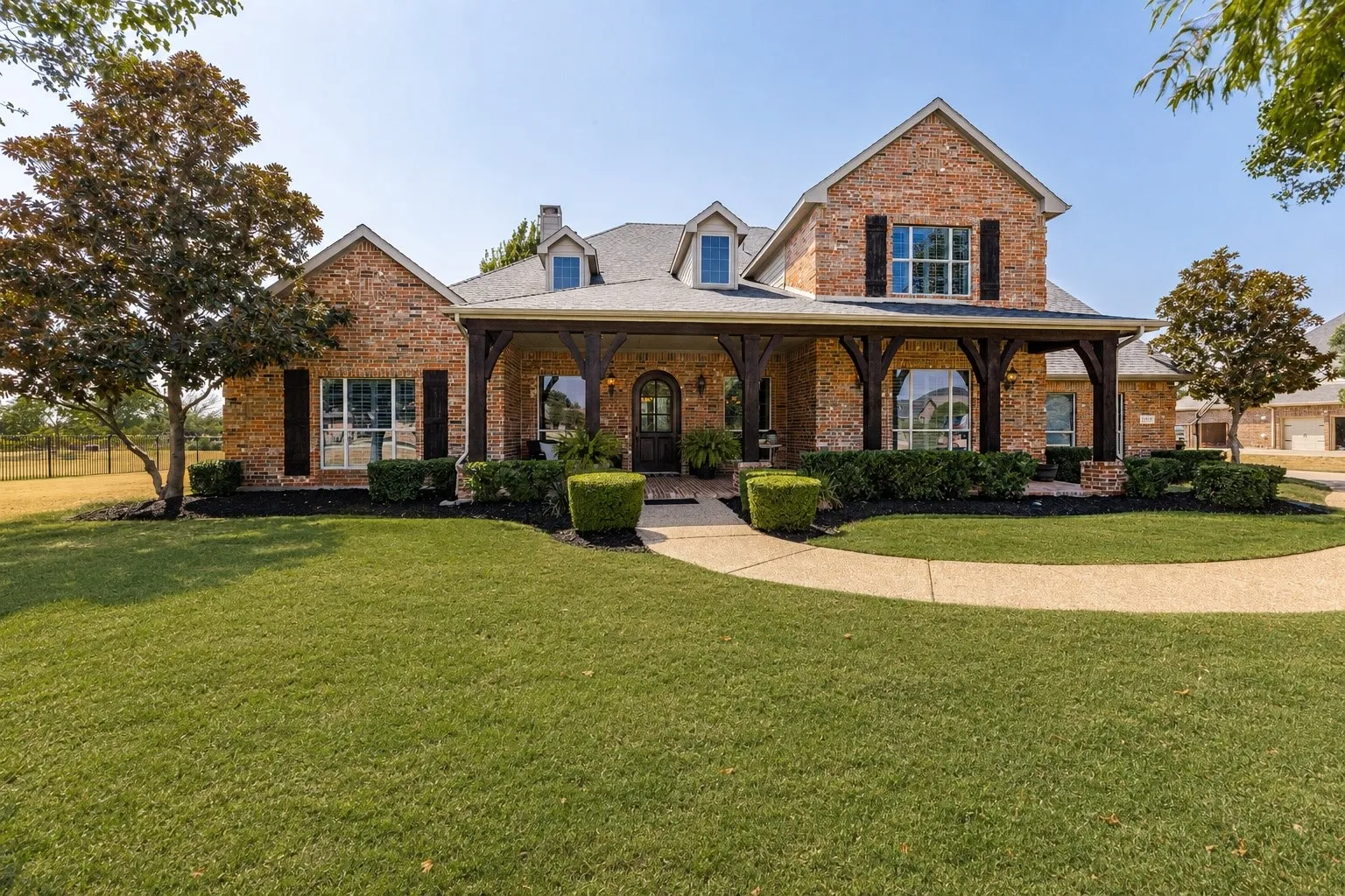 Single Family Residence For Sale in Collin County , 5203 Englenook Drive, Parker, Texas 75002, 6 Bedroom, 4 Bathroom, 3 Garage spaces, 4,476 Sqft, built in 2005, mls#21369840, Real Estate Agent in Parker, Homes For Sale in Collin county, Homes For Sale in Parker, Realtor in Parker Texas, Real Estate Brokerage Independent Realty Texas, Luminita Cordes Realtor