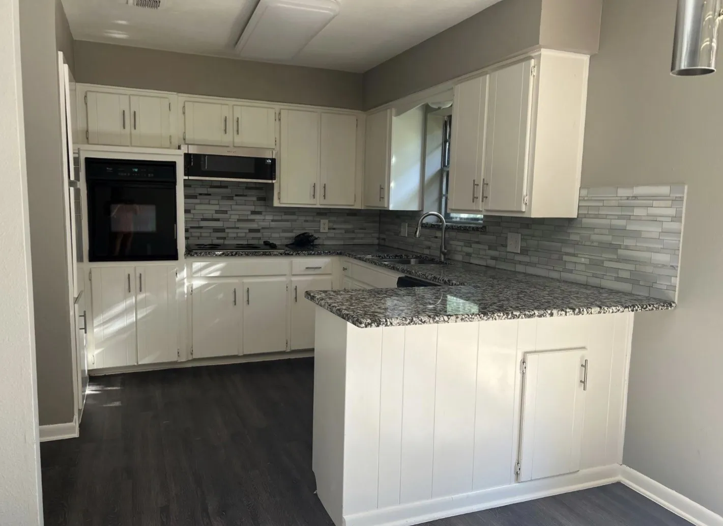 Single Family Residence For Rent in Tarrant County , 2936 Hunting Drive, Fort Worth, Texas 76119, 4 Bedroom, 2 Bathroom, 2 Garage spaces, 1,710 Sqft, built in 1973, mls#21372169, Real Estate Agent in Fort Worth, Homes For Rent in Tarrant county, Homes For Rent in Fort Worth, Realtor in Fort Worth Texas, Real Estate Brokerage Independent Realty Texas, Luminita Cordes Realtor