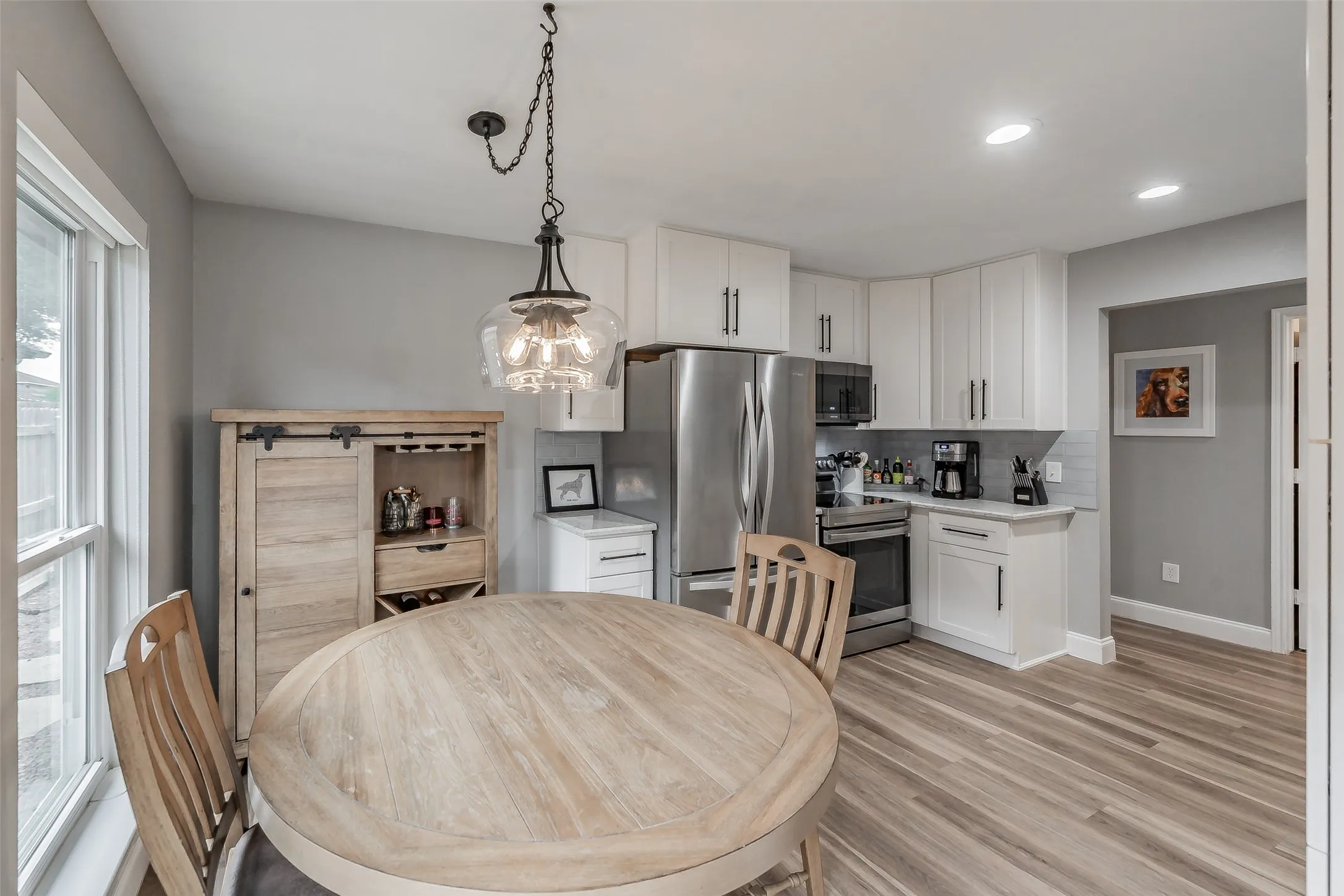 Single Family Residence For Sale in Tarrant County , 7403 Fossil Lake Drive, Arlington, Texas 76002, 3 Bedroom, 2 Bathroom, 2 Garage spaces, 1,432 Sqft, built in 2003, mls#21372154, Real Estate Agent in Arlington, Homes For Sale in Tarrant county, Homes For Sale in Arlington, Realtor in Arlington Texas, Real Estate Brokerage Independent Realty Texas, Luminita Cordes Realtor