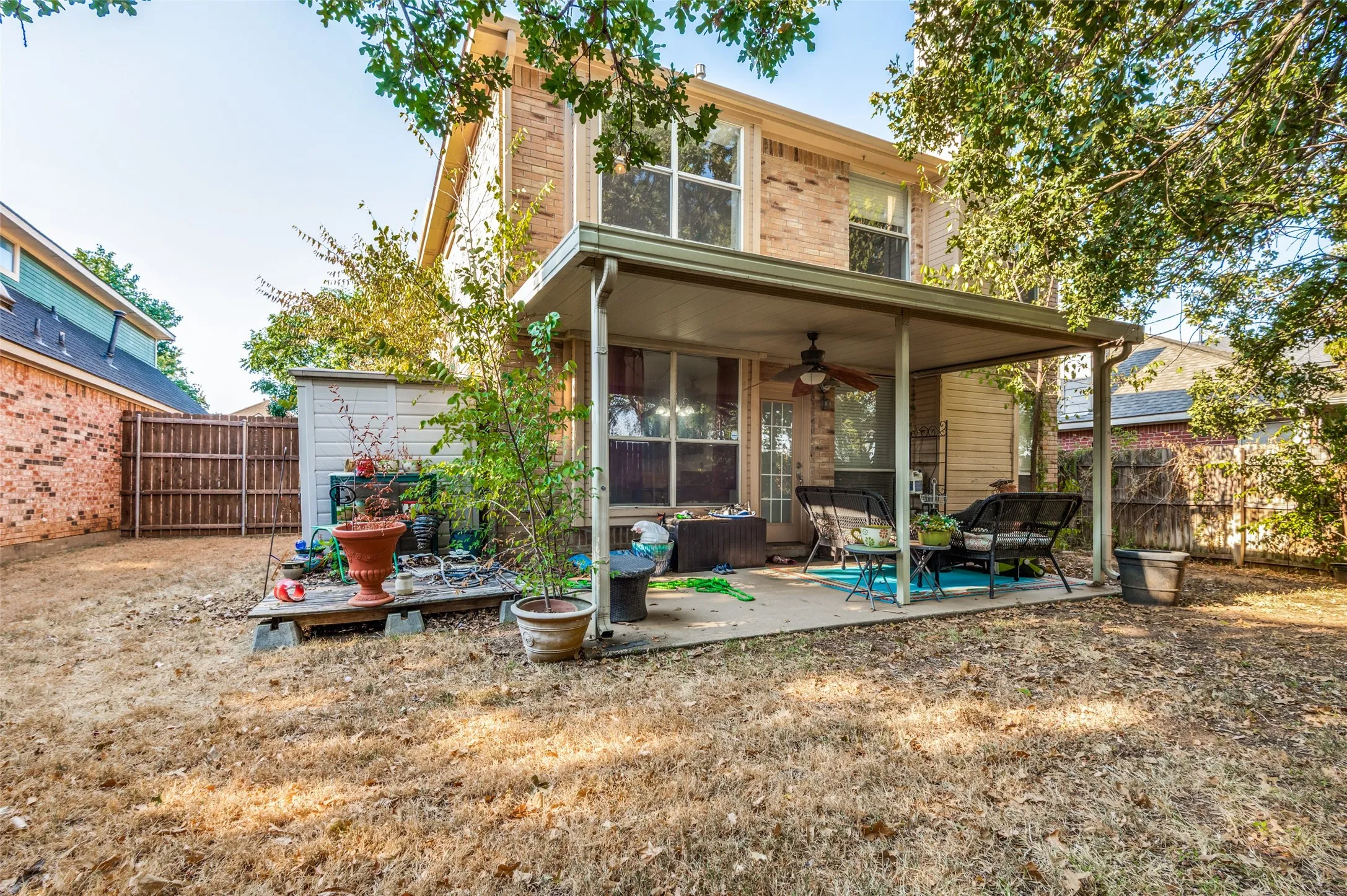 Single Family Residence For Sale in Tarrant County , 2116 Pritchard Drive, Grapevine, Texas 76051, 3 Bedroom, 3 Bathroom, 2 Garage spaces, 1,858 Sqft, built in 1999, mls#21371972, Real Estate Agent in Grapevine, Homes For Sale in Tarrant county, Homes For Sale in Grapevine, Realtor in Grapevine Texas, Real Estate Brokerage Independent Realty Texas, Luminita Cordes Realtor